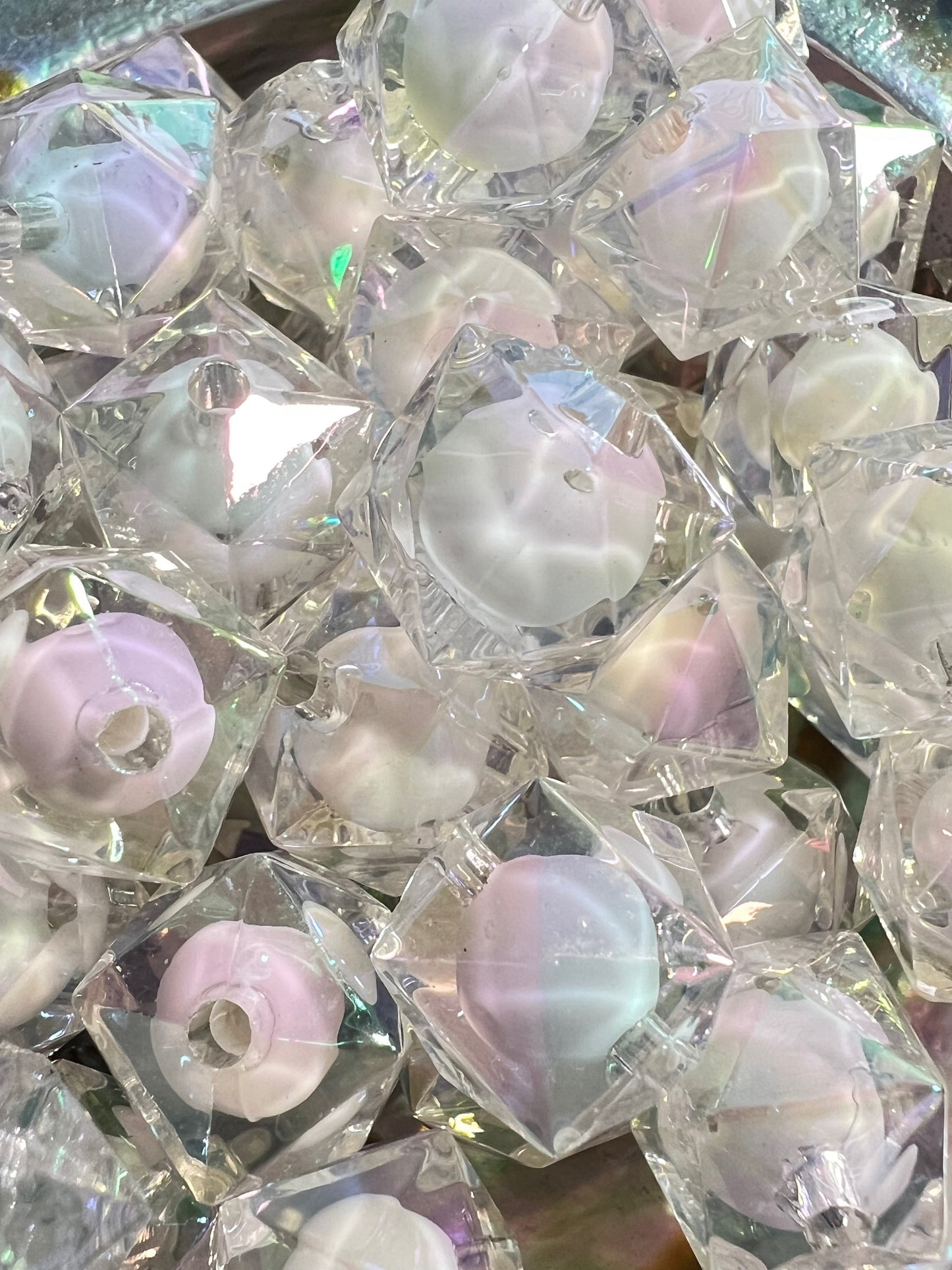 10 PCS- 19mm 3D Hexagon Aura White/Clear Acrylic Beads image 2