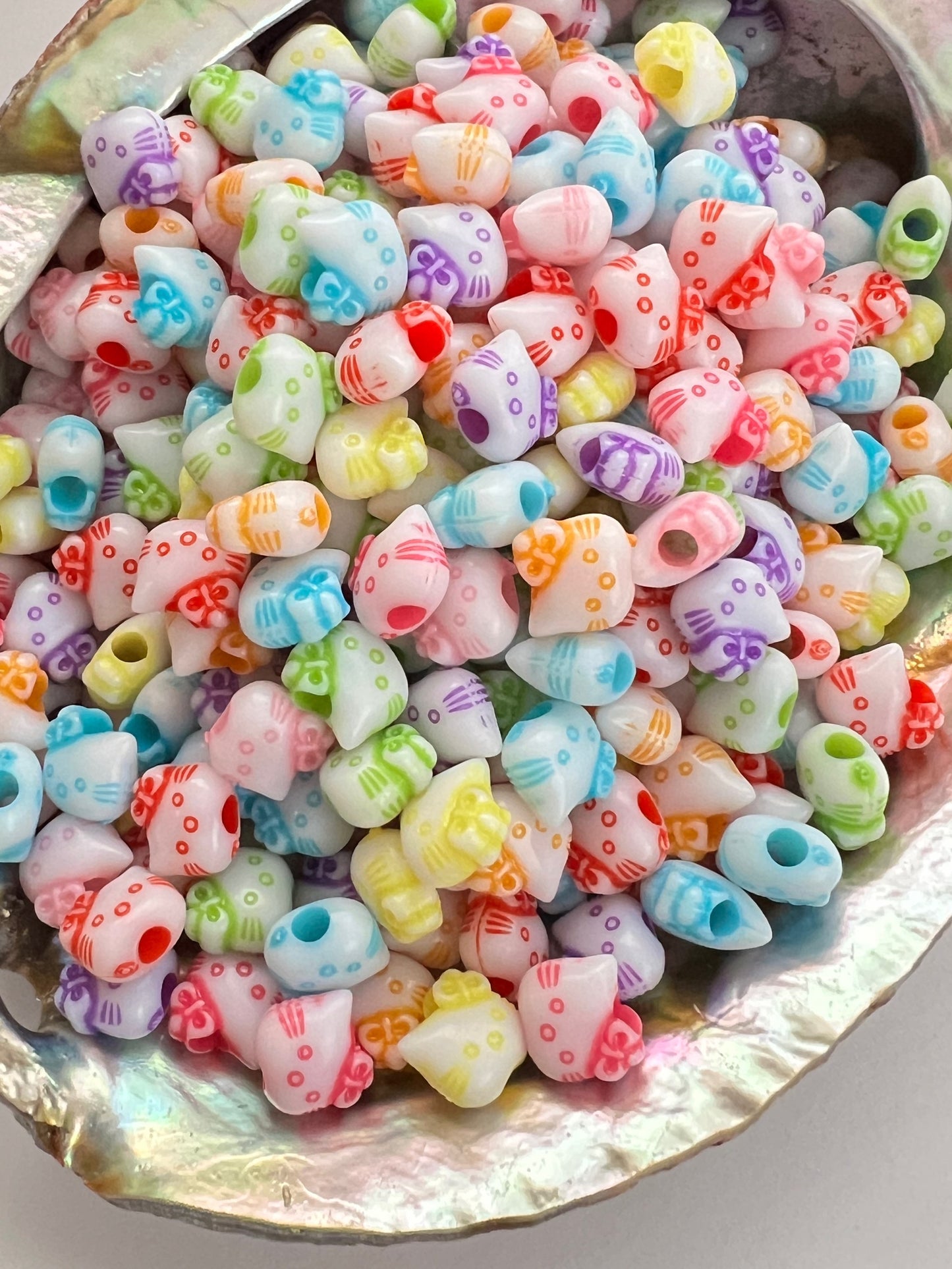 20 PCS- 8mm Cat shaped HK kitty designed Rainbow Beads image 3