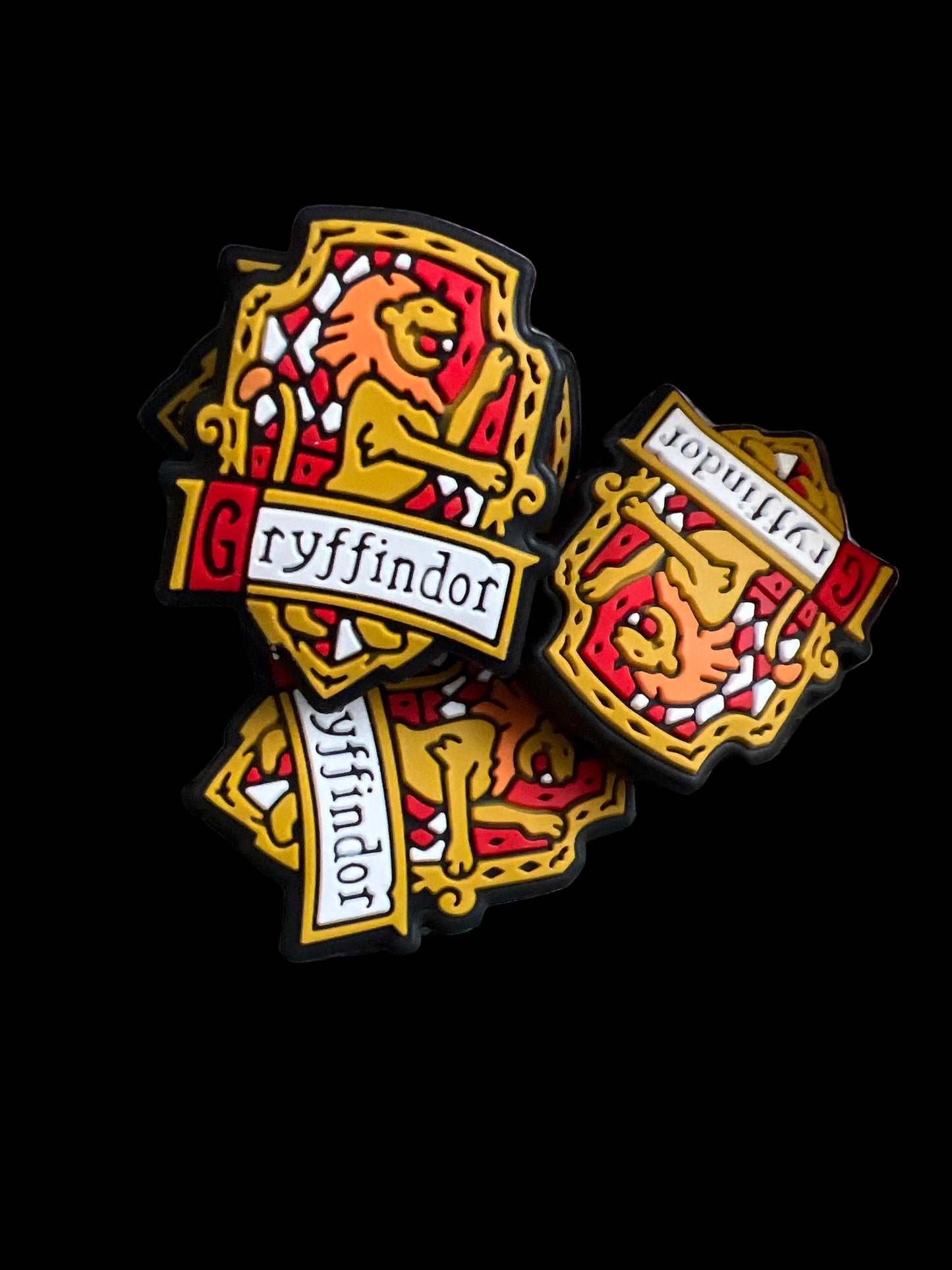 (1)PC- Griffin-dor Shield/Lion Silicone Focal Bead image 0
