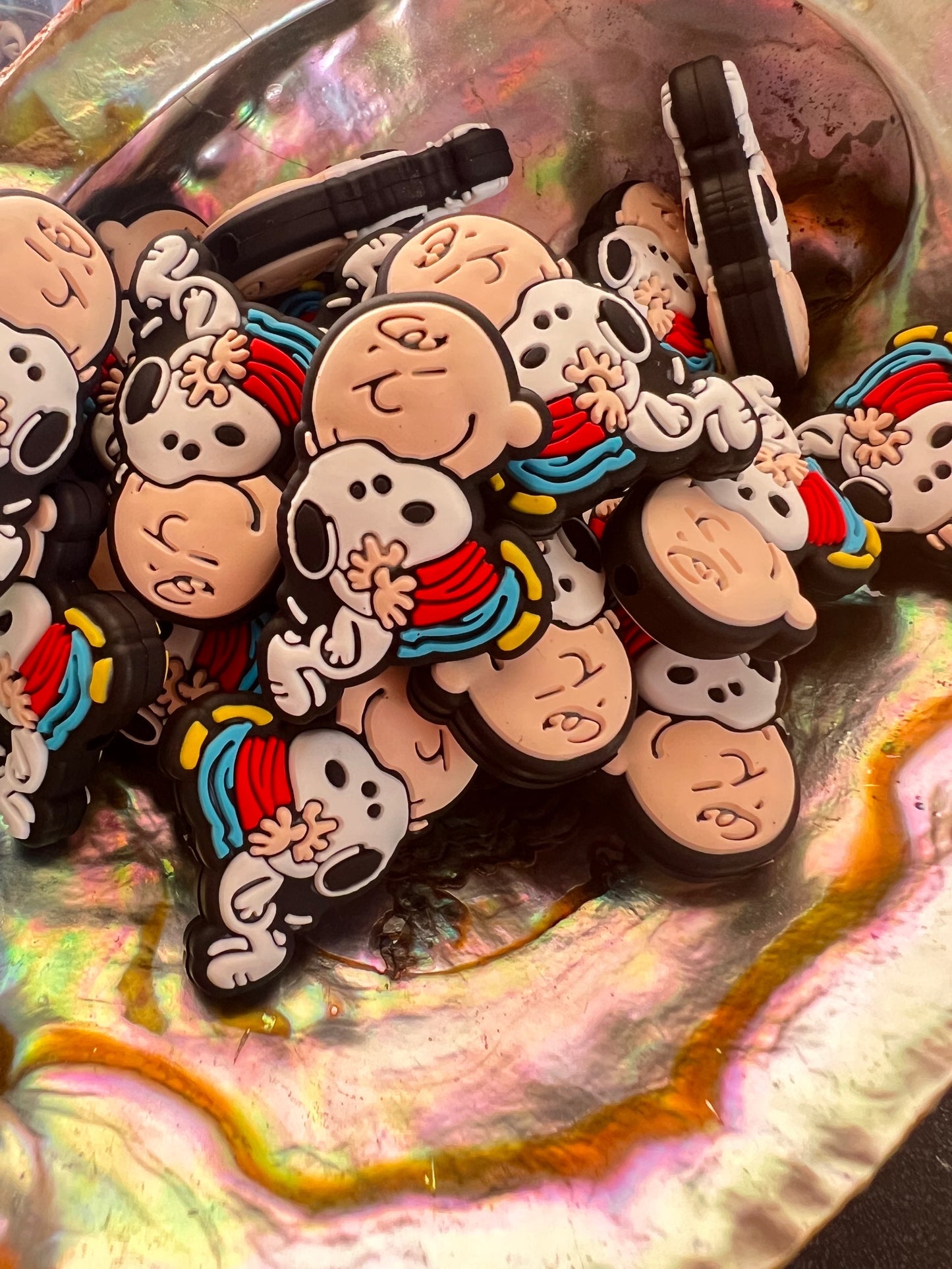 (1)PC- Charlie & Snoopy Focal Bead image 0