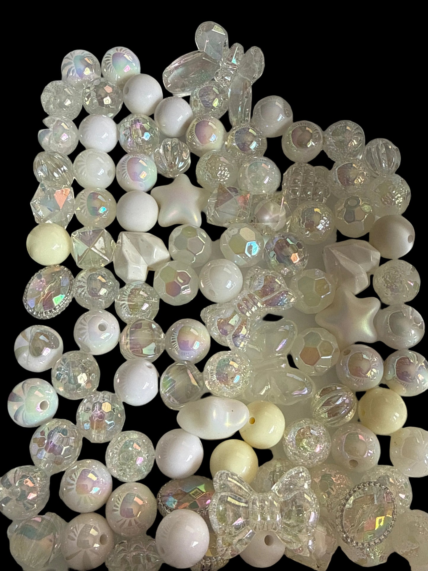 BM14- 224gm of MIXED UVAB White/Clear/Cream Colors Acrylic Beads For DIY