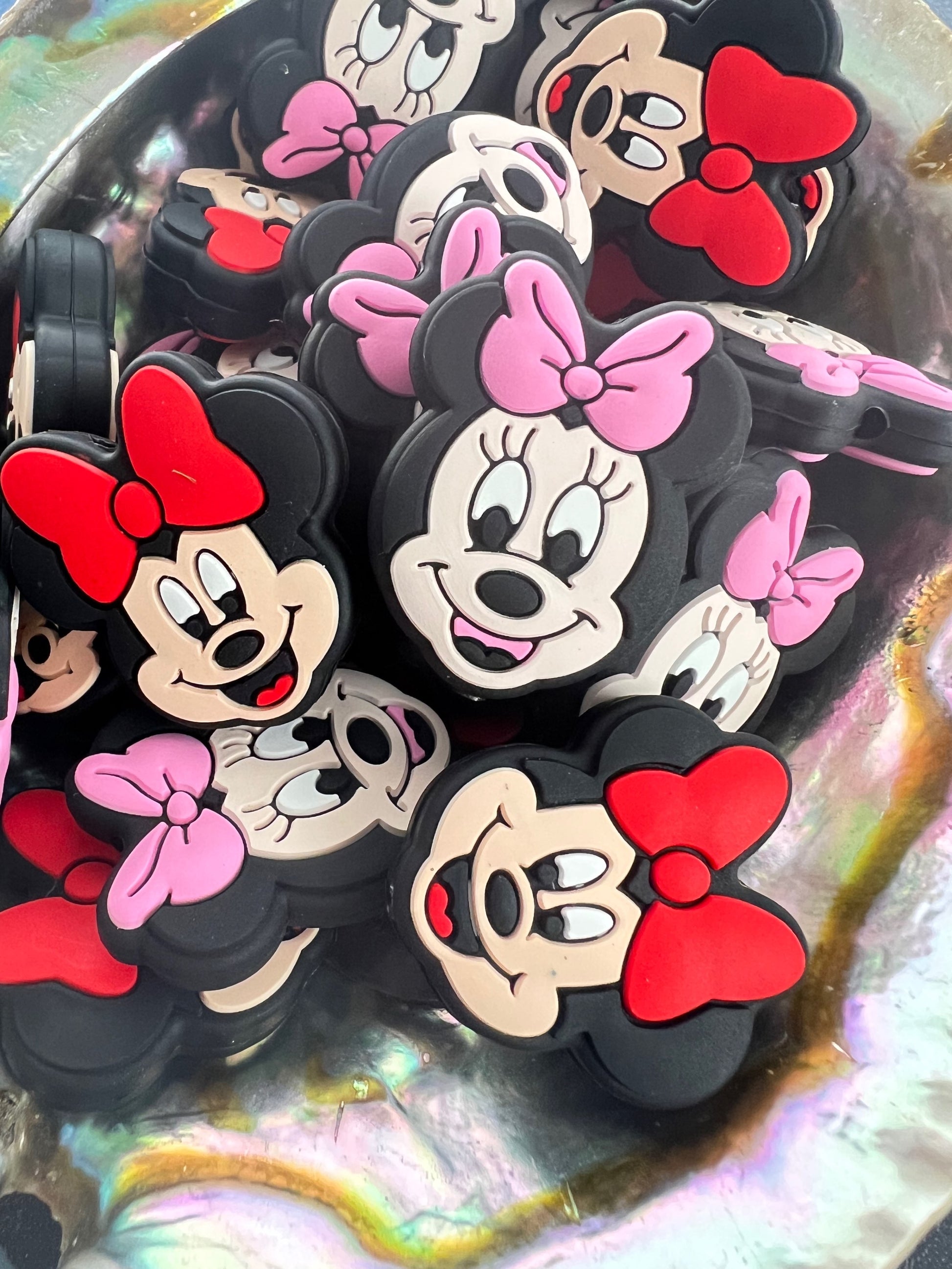 (1)PC- Girl Mouse Head with Bow -Minnie- Red OR Pink Focal Bead image 0
