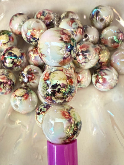 B5- (10PCS) 16mm White UVAB Skull with Flowers Bubblegum Acrylic Beads for DIY