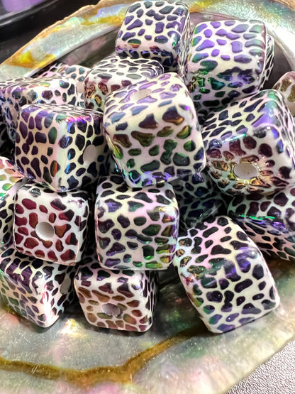 5 PCS- 15mm Leopard UVAB Transparent Rainbow Aura Cube/Square Beads image 1