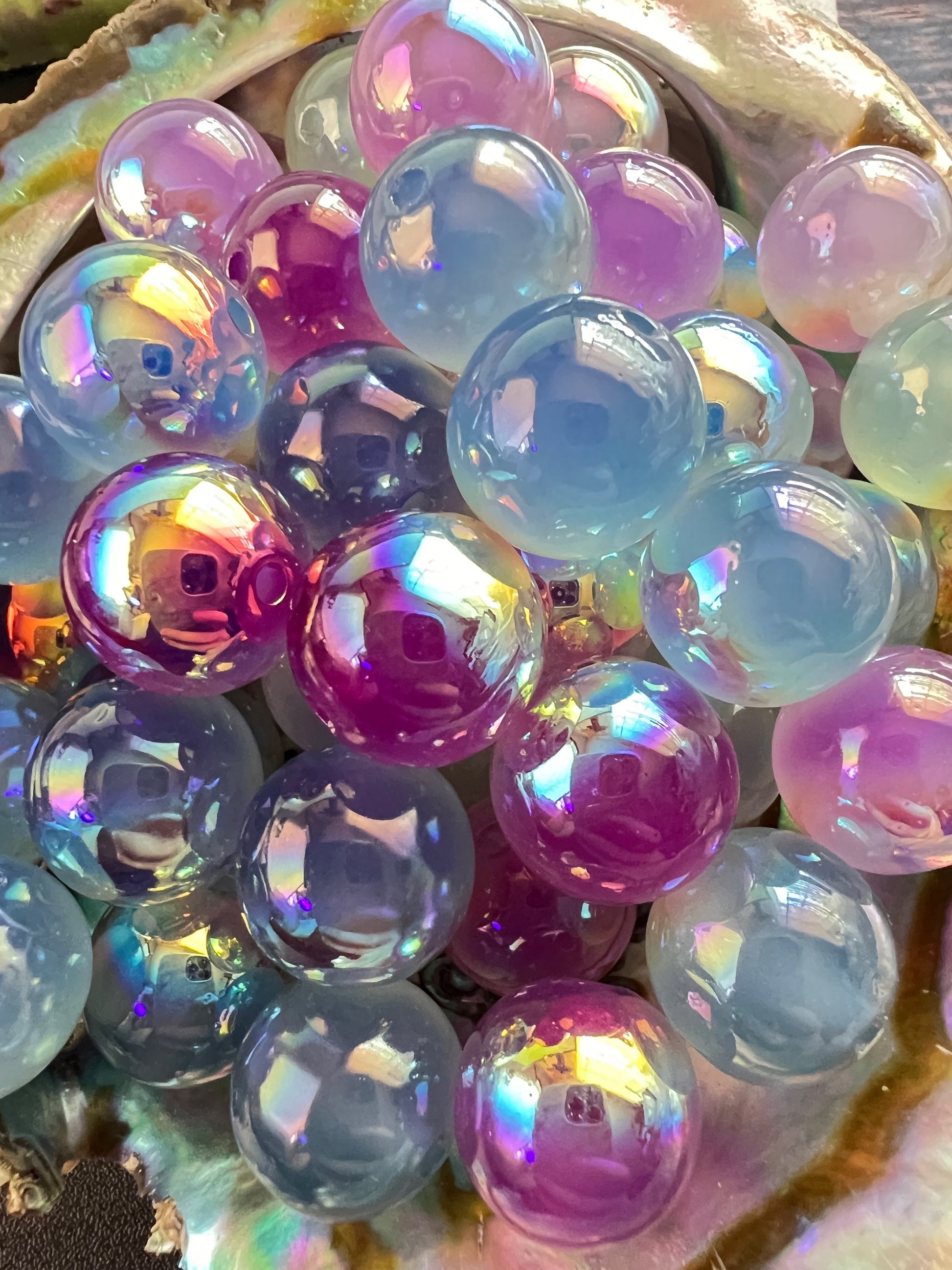 10 PCS- 16mm COLOR CHANGE UVAB Clear/Purple/Blue Iridescent Rainbow Acrylic image 1