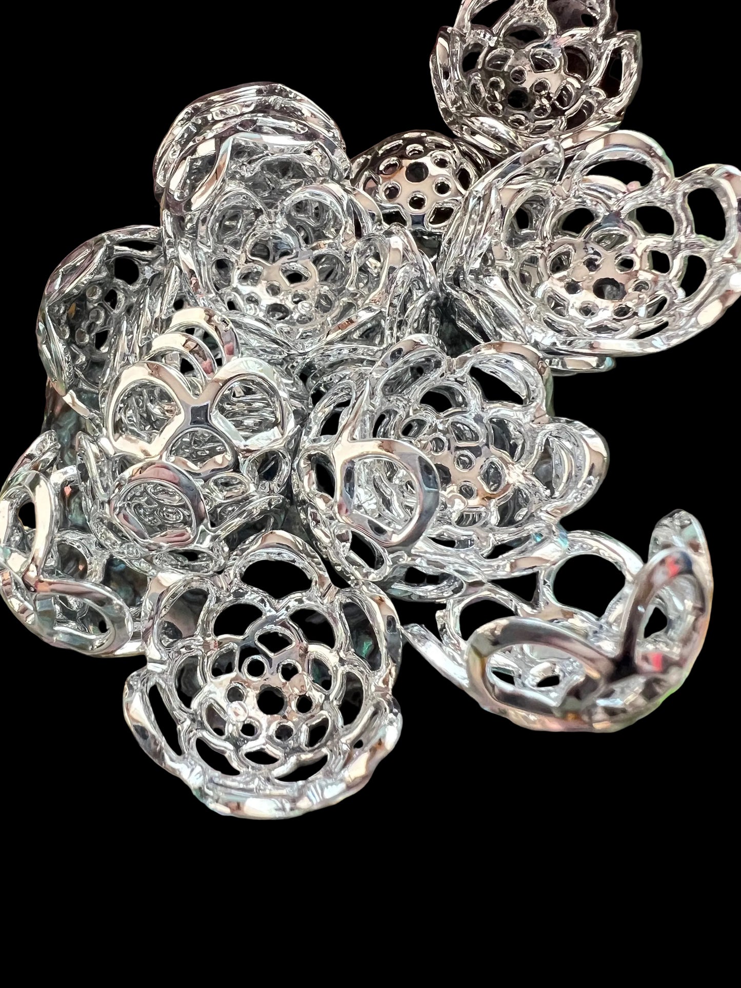 20 PCS-20mm Plastic Silver Flower Pattern Bead Caps image 1