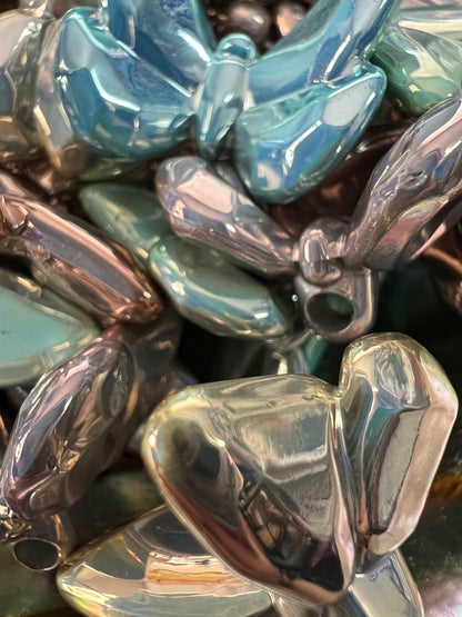 10PCS- 21mm 3D Butterfly Chrome Matte Multicolored AB Acrylic Beads image 1