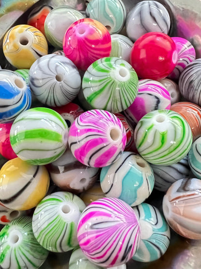 10 PCS - 15mm Multi Colors Mix Swirly/Wavy Lined Round Acrylic Beads image 0