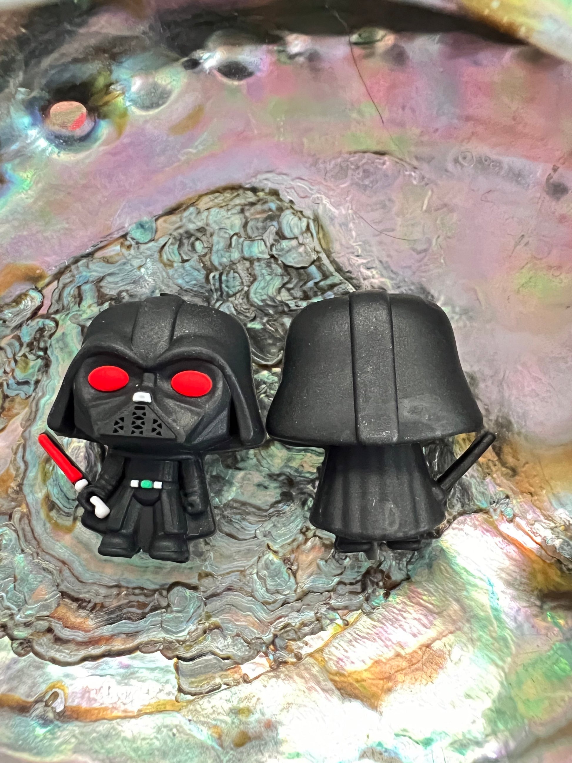 (1)PC- 3D Darth Vader Silicone Focal Bead image 0