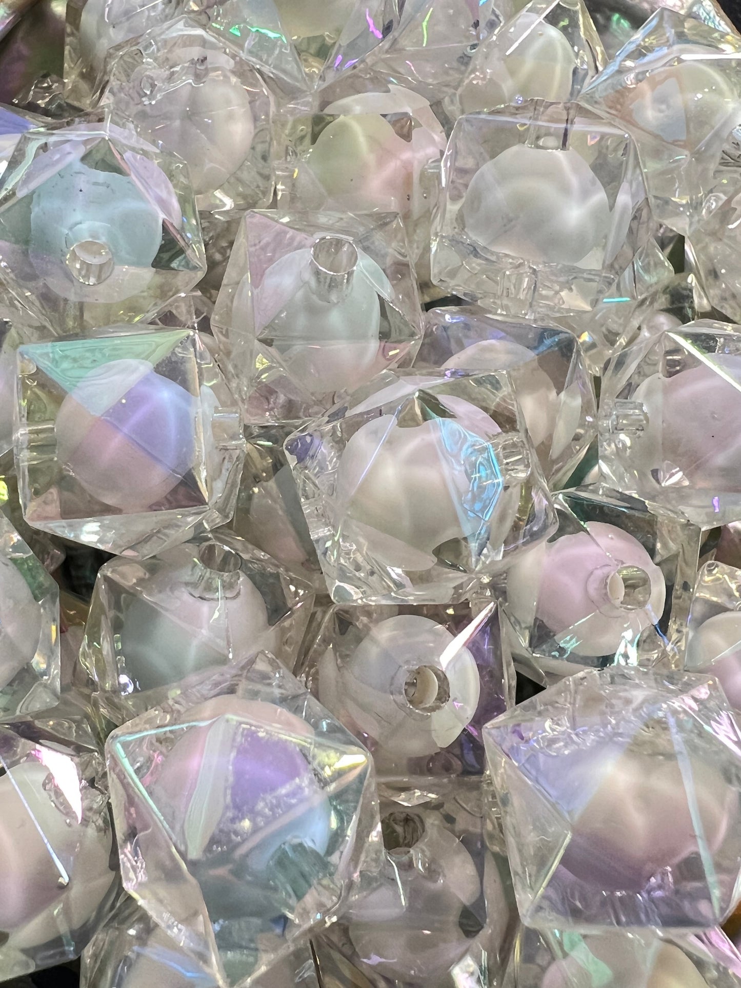 10 PCS- 19mm 3D Hexagon Aura White/Clear Acrylic Beads image 1