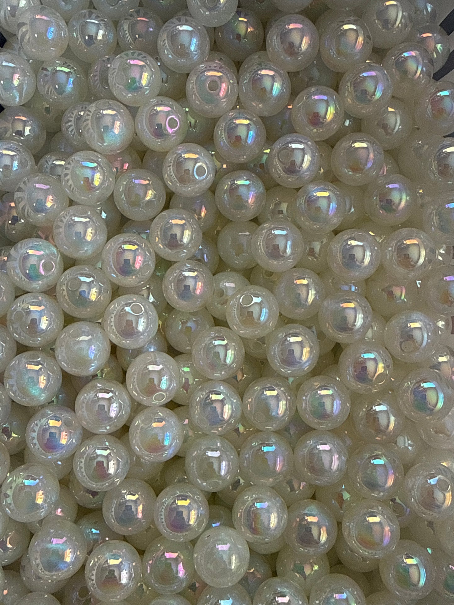 GGB10- (10PCS) 15mm STUNNING OPAL WHITE GLOW Rainbow UVAB Galaxy Shimmer Iridescent Acrylic Beads for DIY