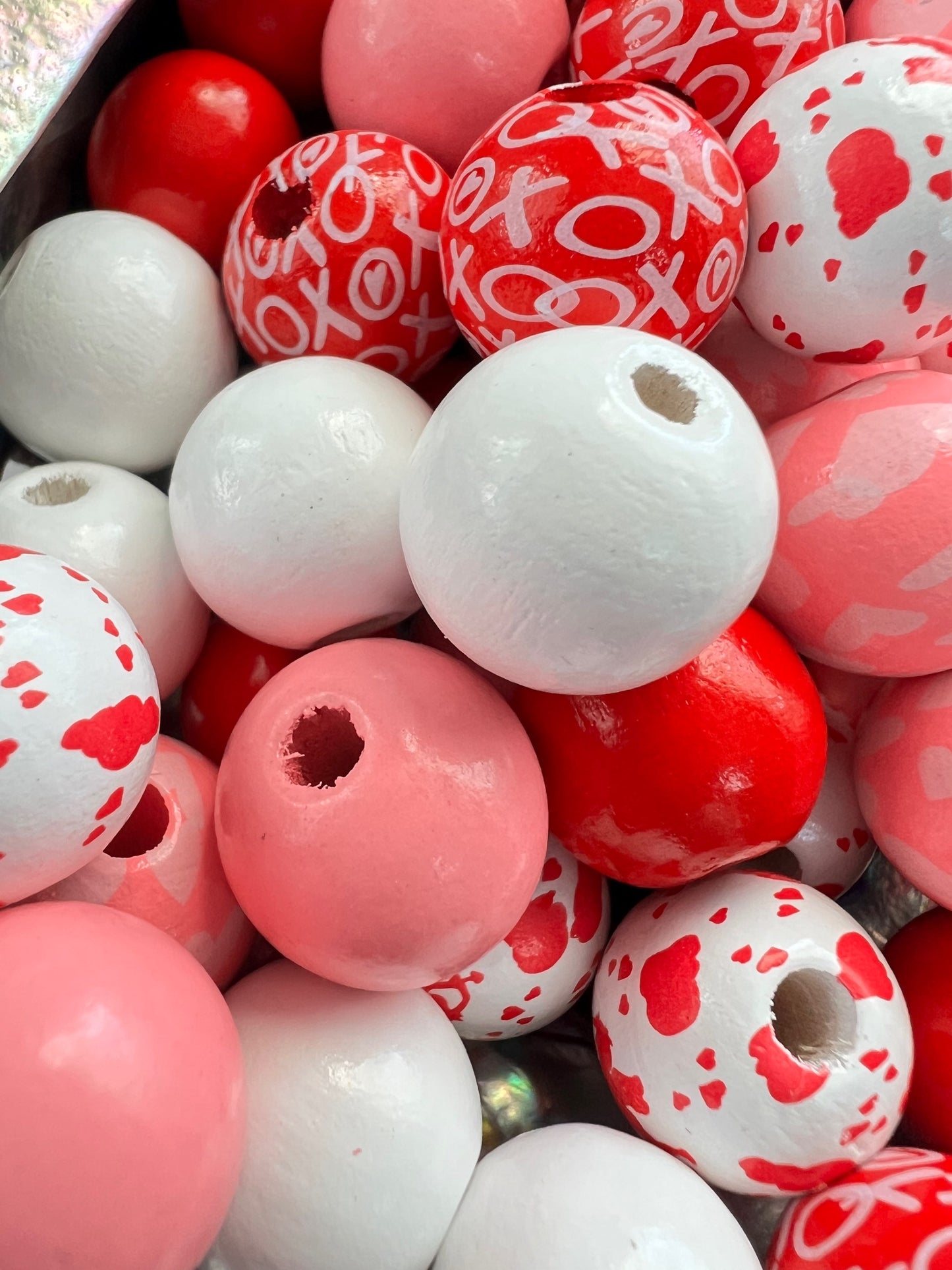 10 PCS-  16mm Multicolored Valentine XOXO/Cupid/Hearts Round Wooden Beads MIX image 2