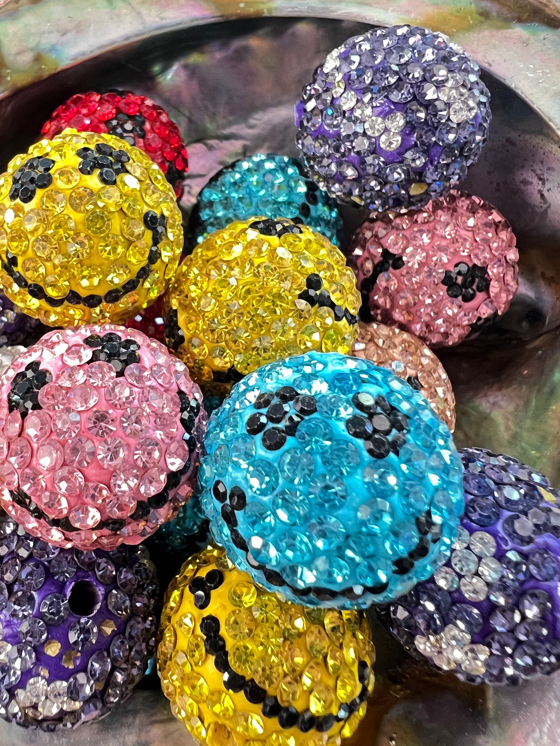 5 PCS - 21mm Rainbow Mixed Color SMILEY FACE Round Clay Rhinestone Beads image 0