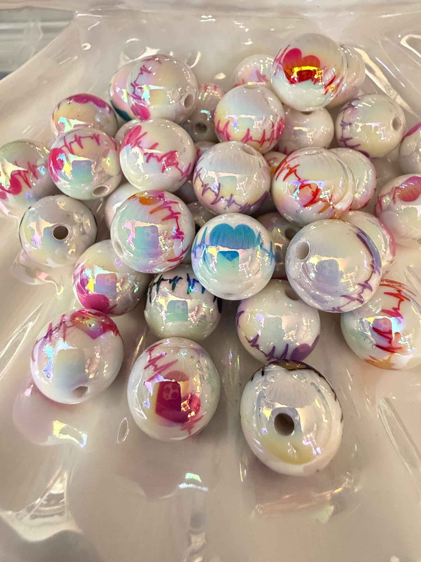 B3- (10PCS) 16mm White UVAB w/Multicolor Heart rate Bubblegum Mixed Acrylic Beads for DIY