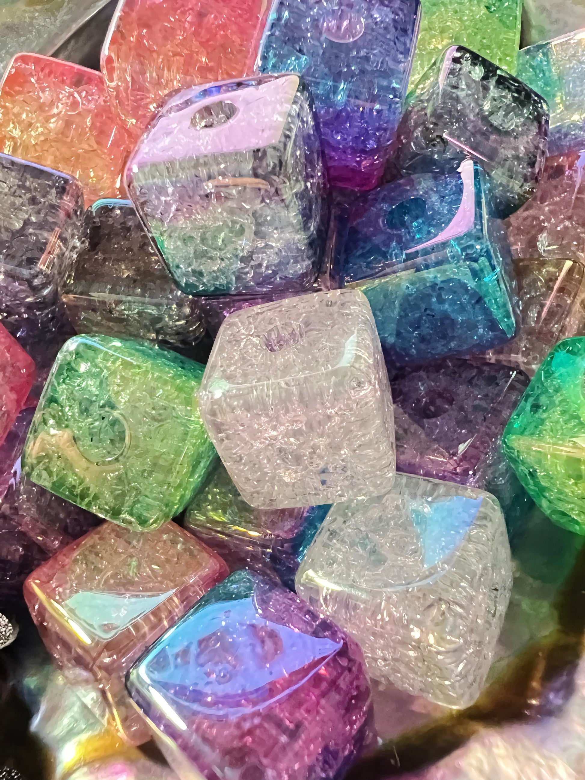 10 PCS- 14mm Clear Double Color UVAB Iridescent Rainbow Crackle Cube Beads image 3