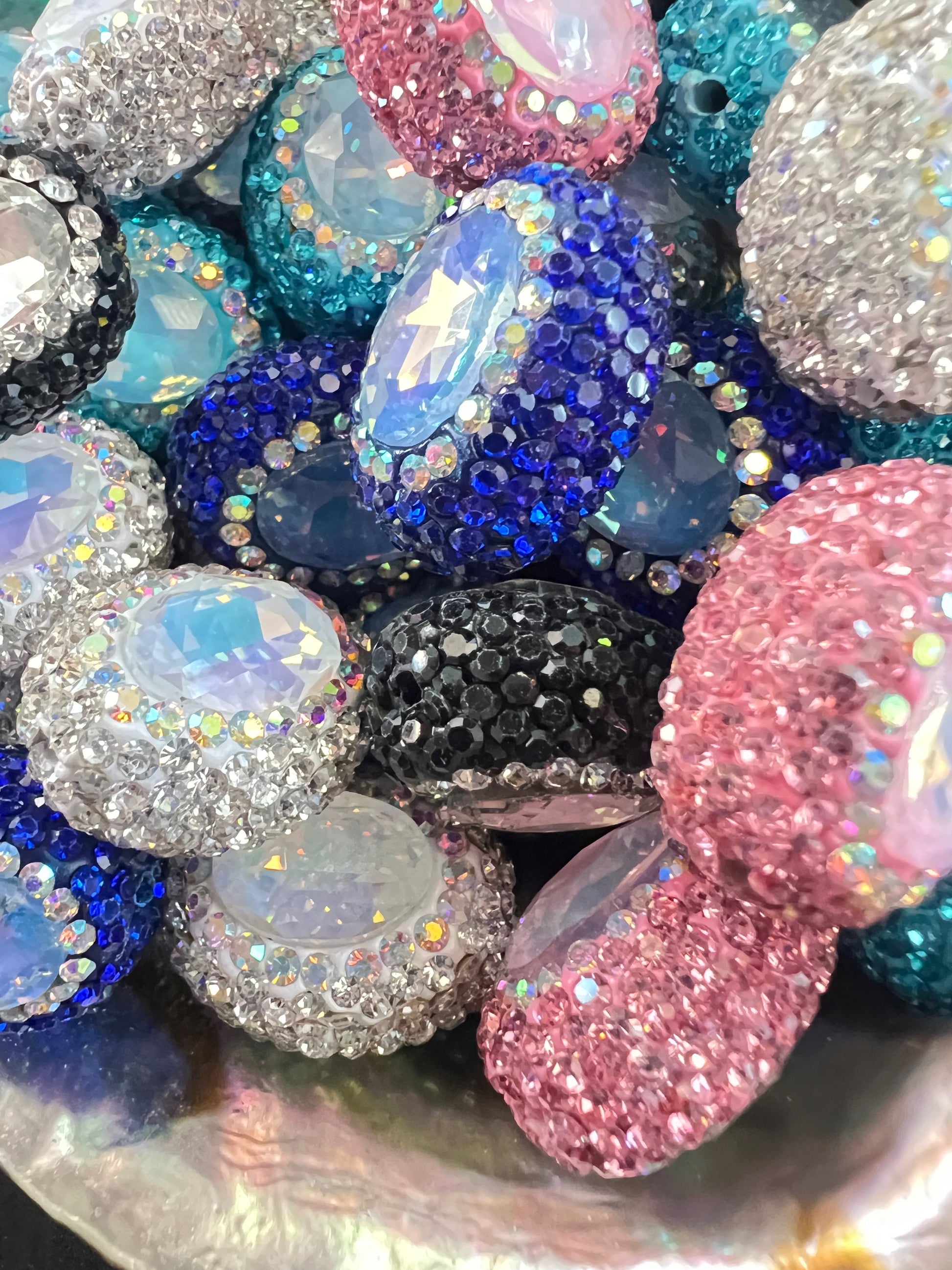 5 PCS - 24mm Fancy Oval Multicolor Rhinestone UVAB Acrylic Beads image 2