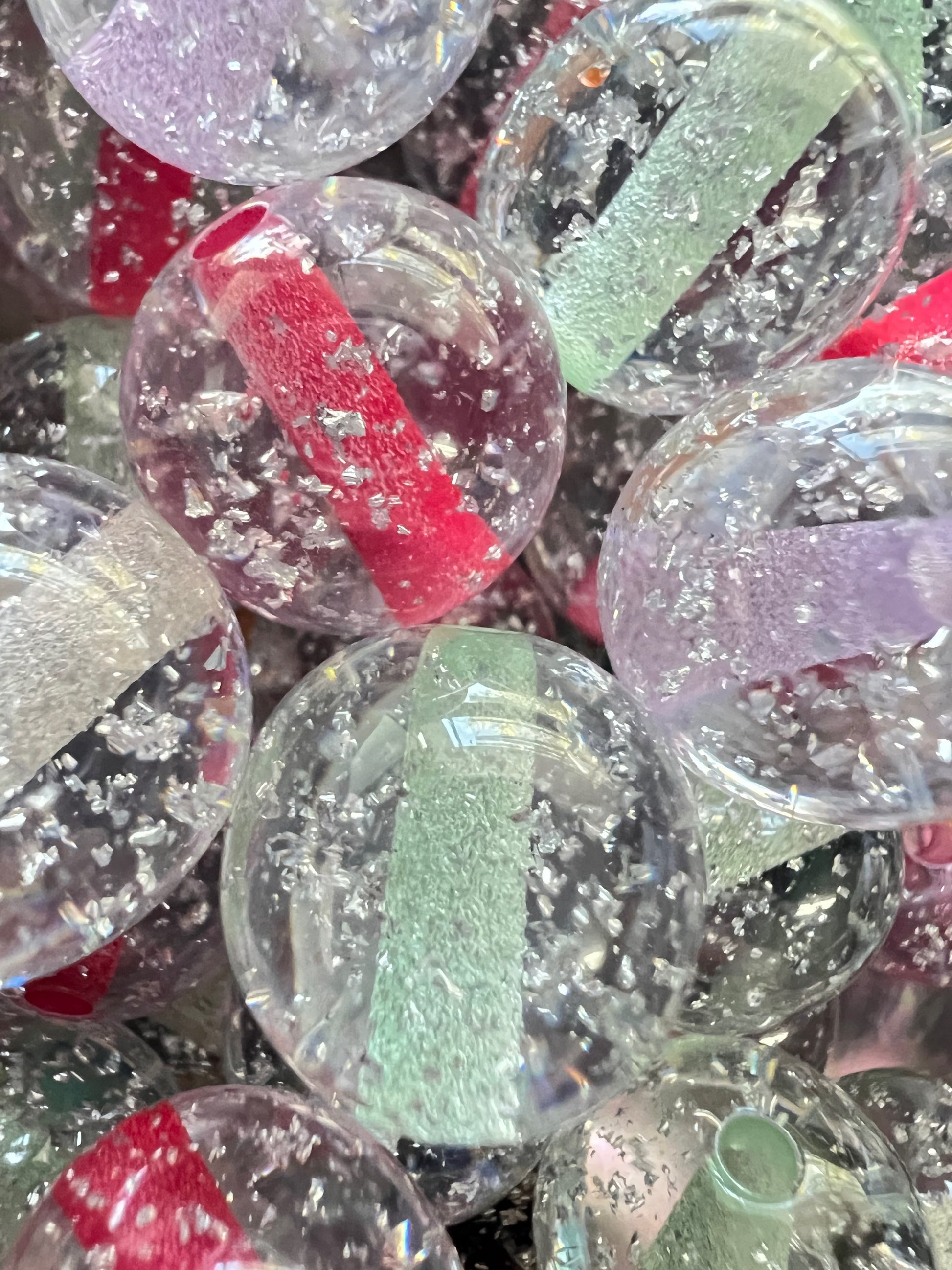 10 PCS- 15mm Round Mixed Colors Clear W/Silver Glitter Flake Resin Beads image 3