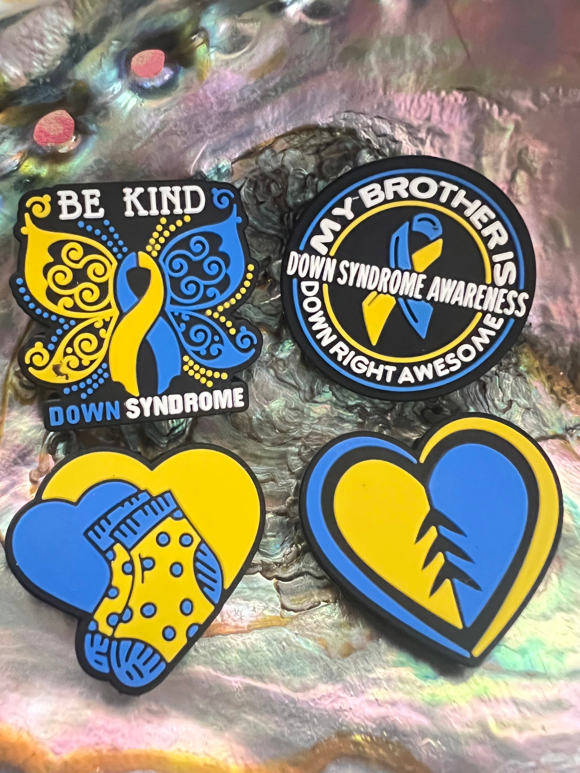 (1)PC- Choose Your Style- Down Syndrome Awareness Focal Bead image 0