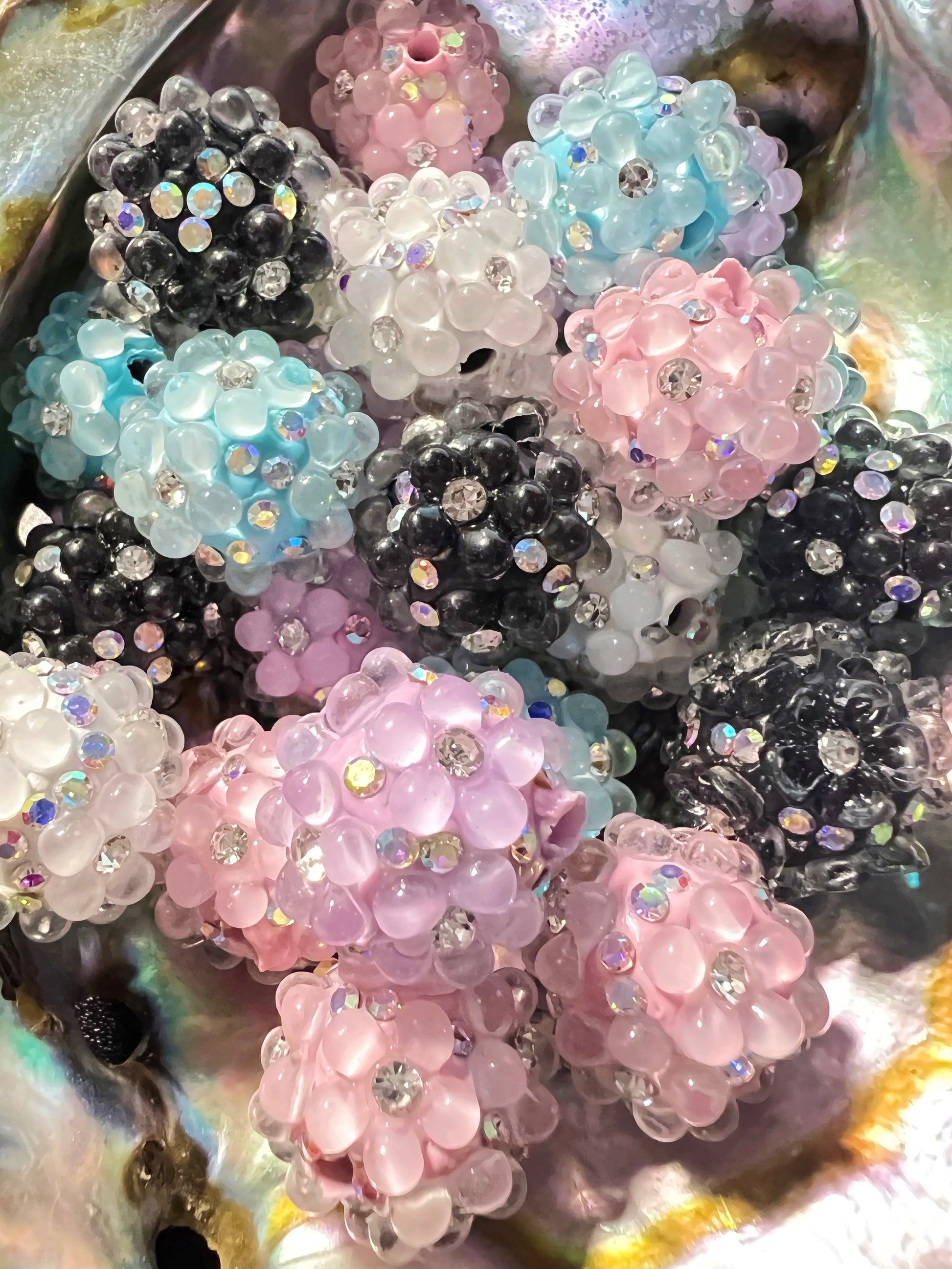 5 PCS- 19mm Fancy Round Mixed Colors Flowers/Rhinestones/Gems/ Clay Beads image 3
