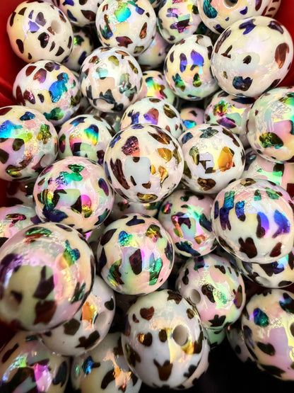 B2- (10PCS) 16mm White/Black Cow print UVAB Bubblegum Acrylic Beads for DIY