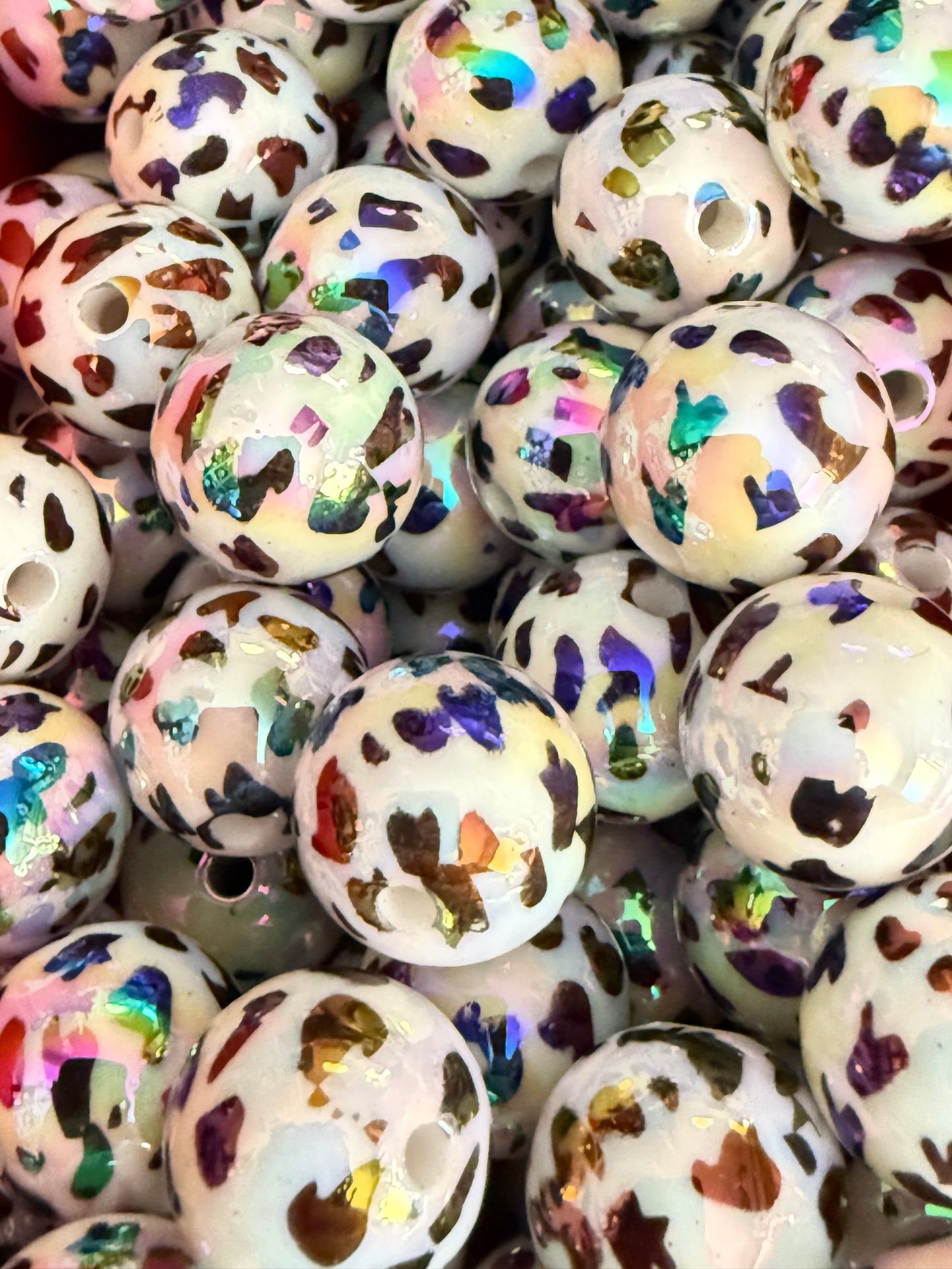 B2- (10PCS) 16mm White/Black Cow print UVAB Bubblegum Acrylic Beads for DIY