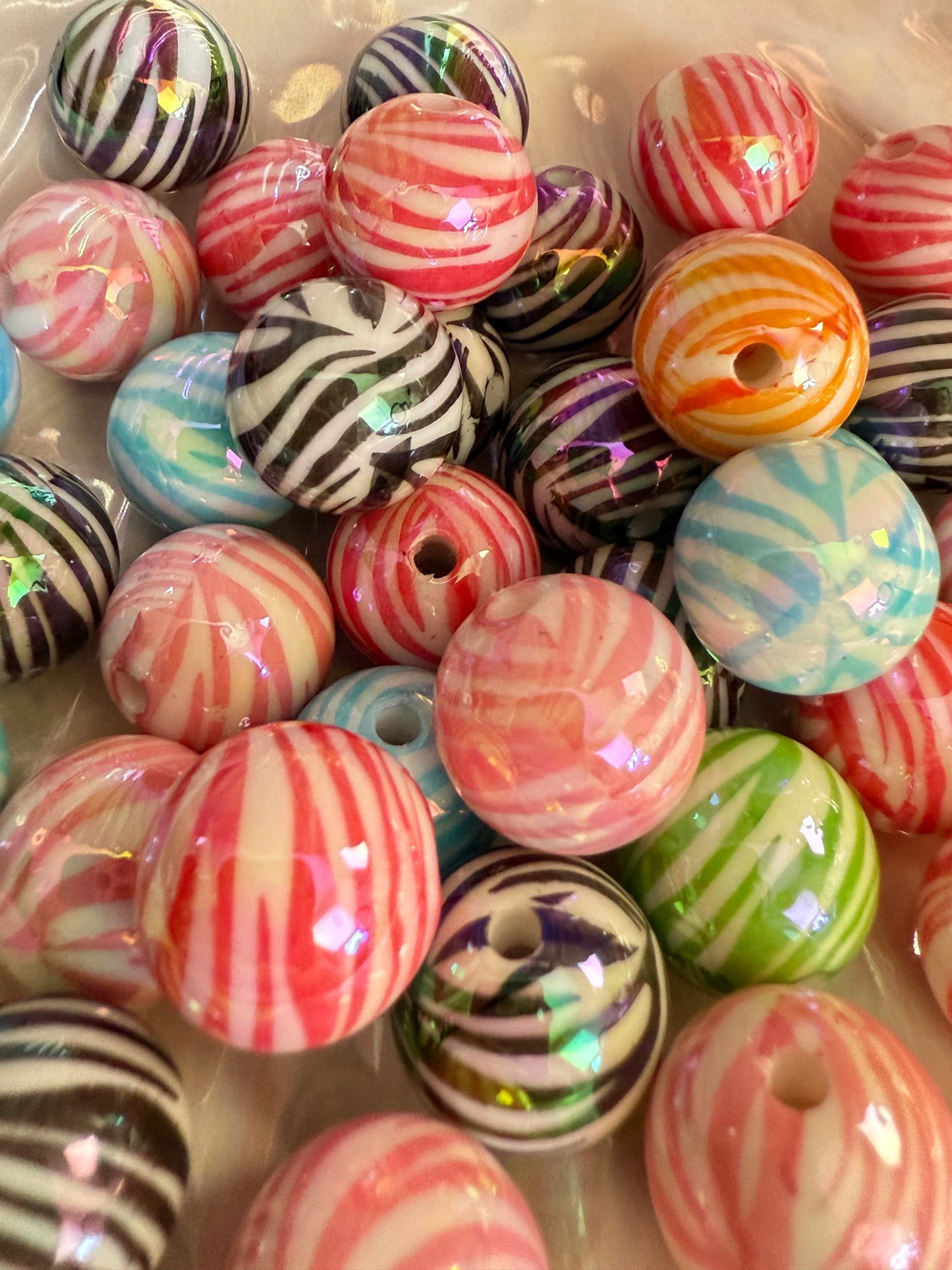 B14- (10PCS) 16mm Mixed Color Zebra stripes UVAB Bubblegum Acrylic Beads for DIY
