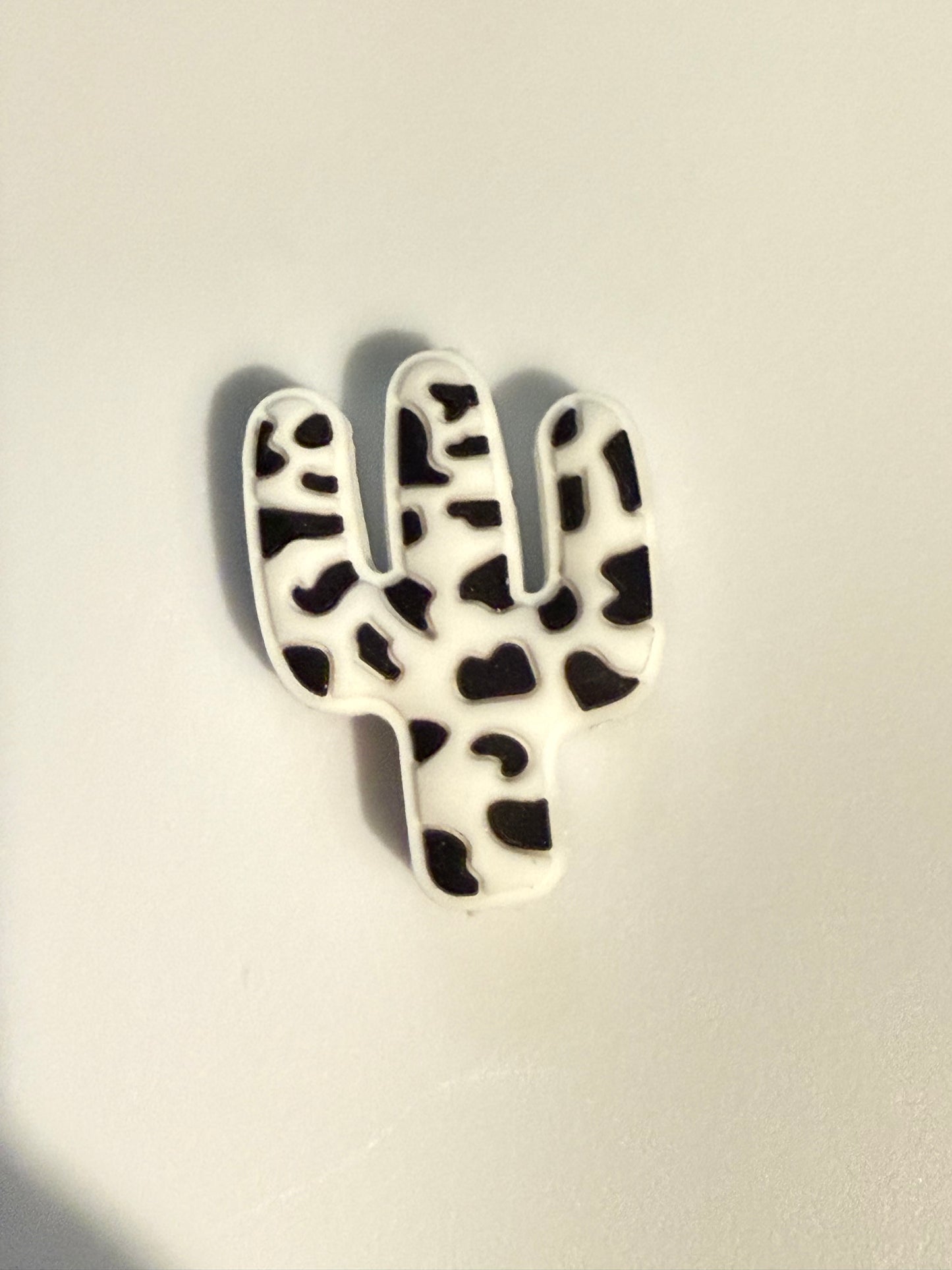 F/C26- (1)PC 1.1" Choose your color- Leopard OR Stripes Saguaro Cactus Focal Bead for DIY Keychains, Wristlets, Cup Charms, Car Charms ETC