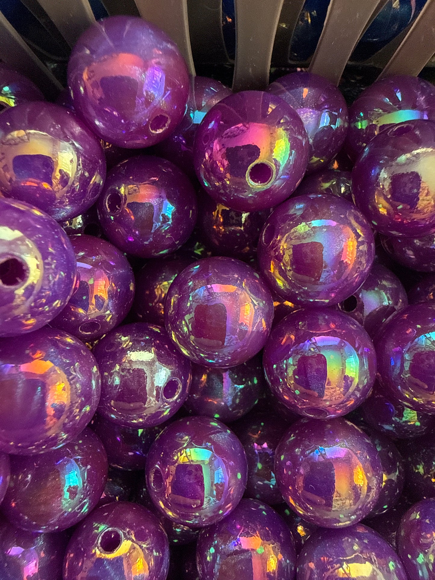 GGB8- (10PCS) 15mm STUNNING PURPLE GLOW Rainbow UVAB Galaxy Shimmer Iridescent Acrylic Beads for DIY