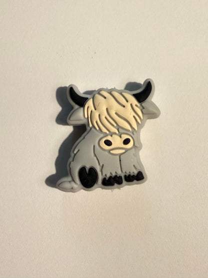 F/A3- (1)PC 1" Choose your color- Highland Cow Focal Bead for DIY Keychains, Wristlets, Cup Charms, Car Charms ETC