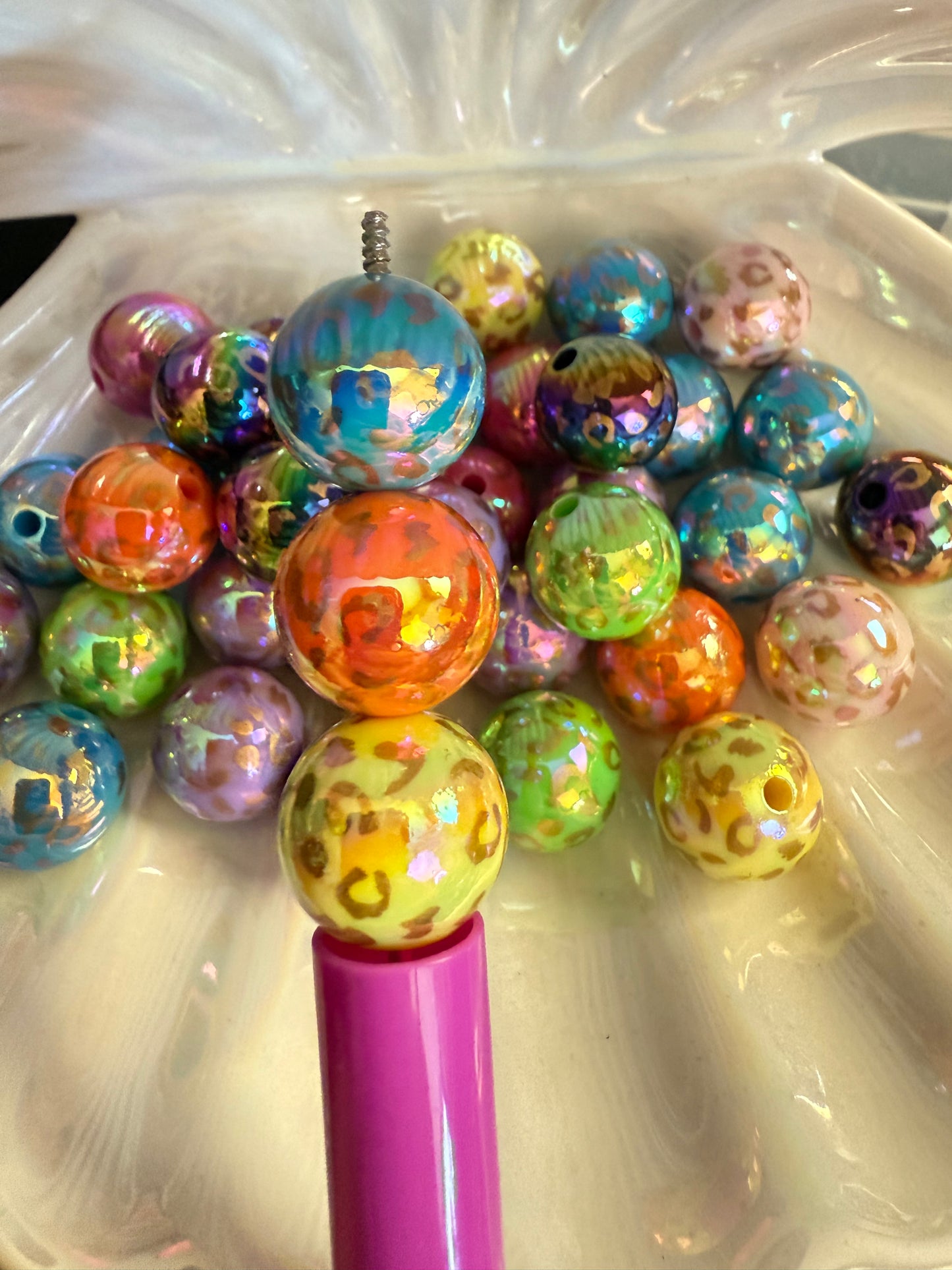 B12- (10PCS) 16mm Mixed Color UVAB Leopard Print Bubblegum Mixed Acrylic Beads for DIY