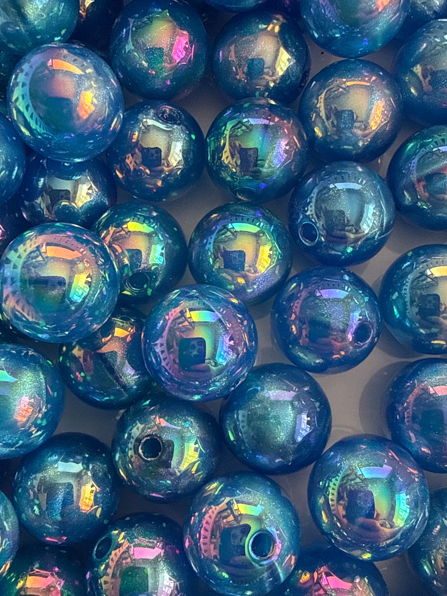 GGB7- (10PCS) 15mm STUNNING BLUE GLOW Rainbow UVAB Galaxy Shimmer Iridescent Acrylic Beads for DIY