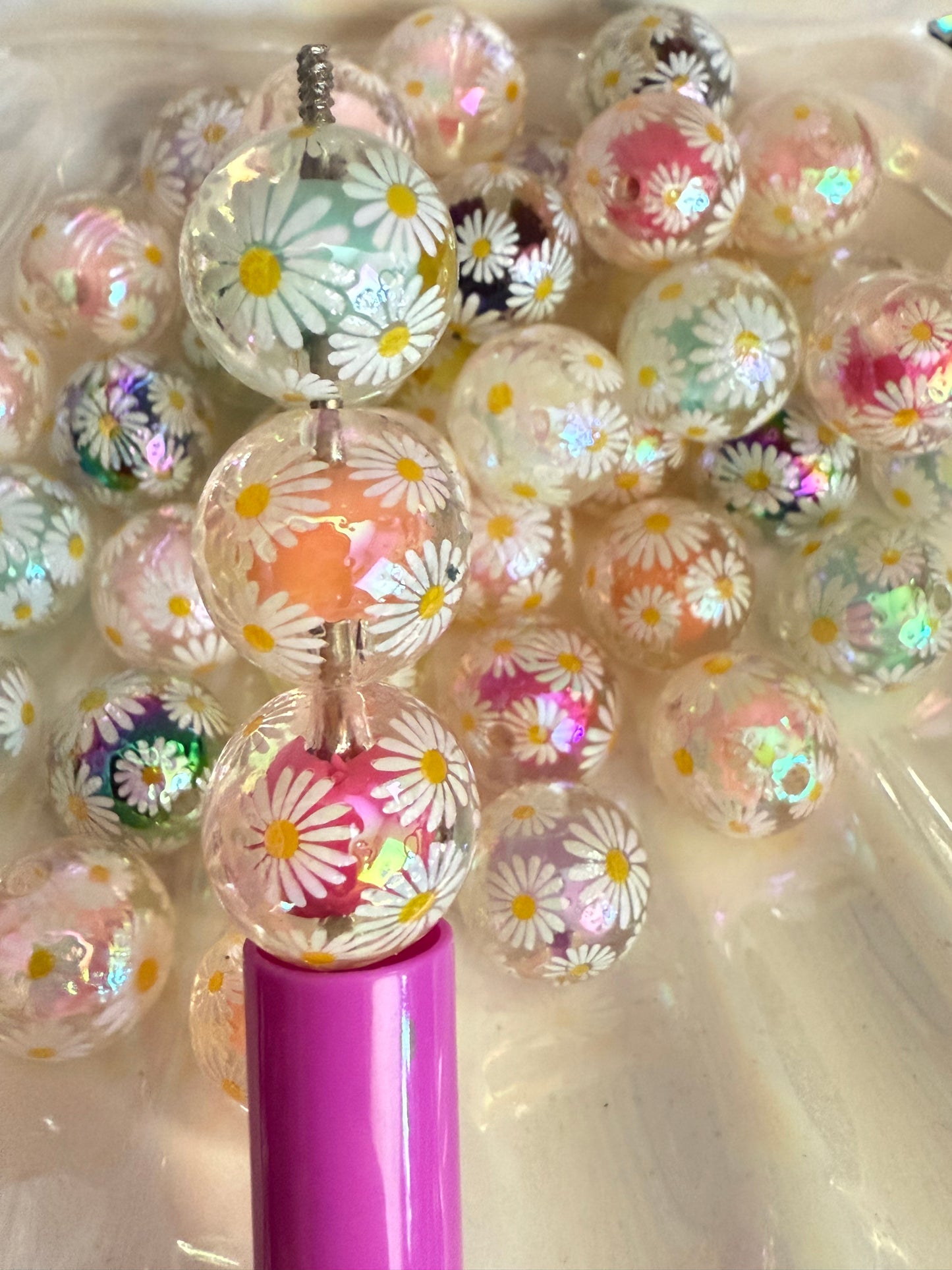 B11- (10PCS) 16mm Daisy Clear Double Layer W/Mixed Color Centers UVAB Dance Bubblegum Mixed Acrylic Beads for DIY