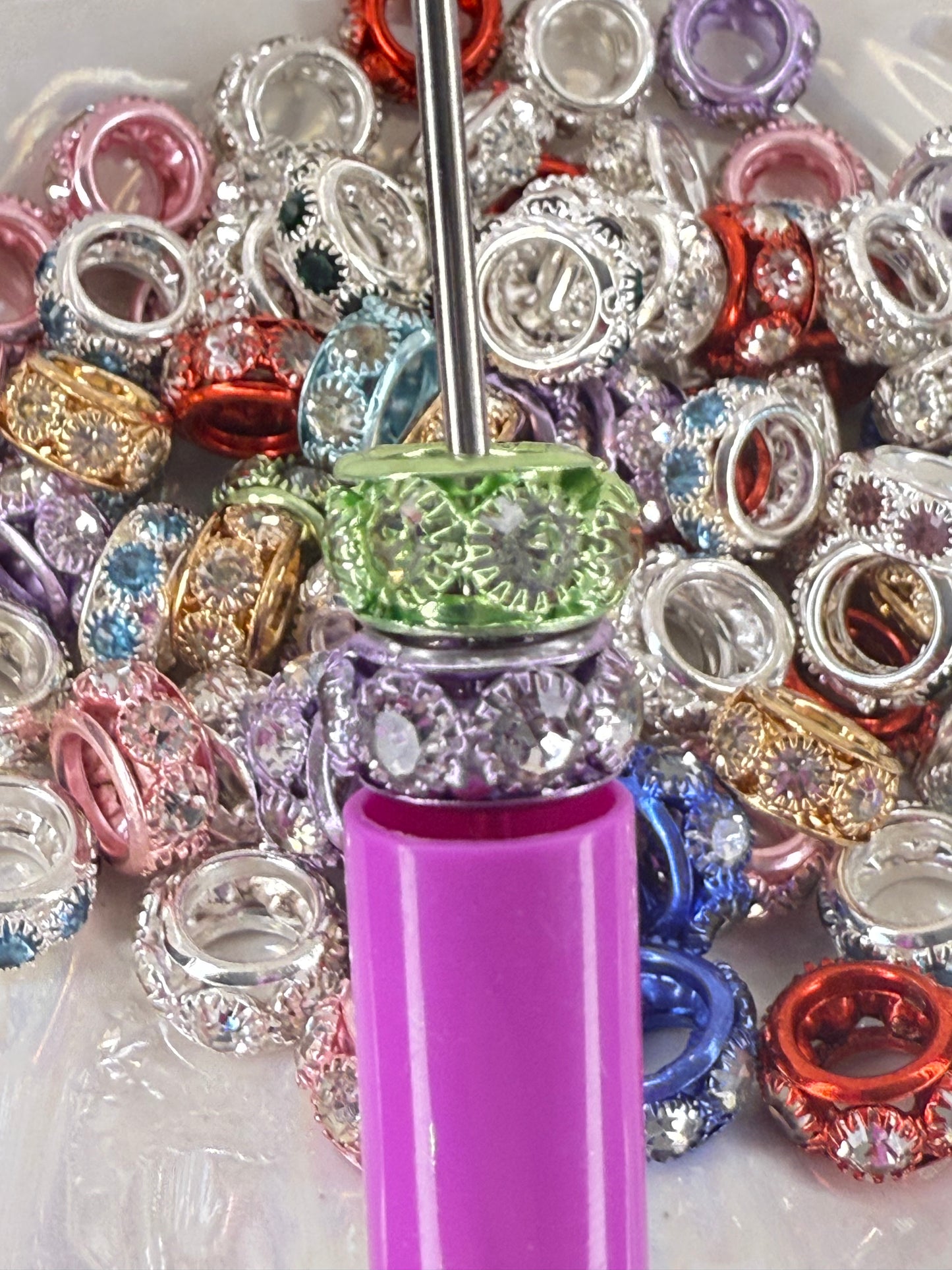 R82-(10PCS) 13mm High-Quality Multi Color Rhinestone Round Style Metal Spacer/Wheel Beads for DIY