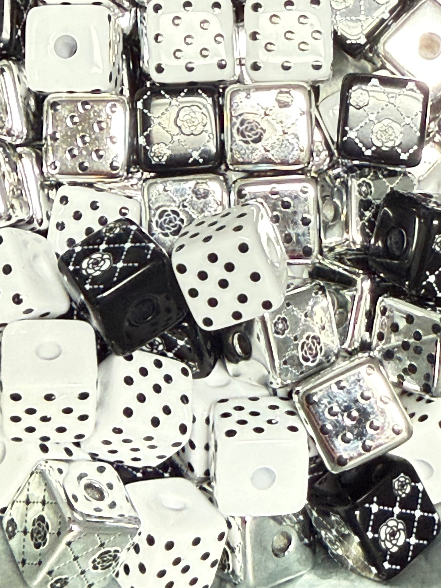 CB14- (10PCS)- 13mm Black & White Cube/Square Floral/PolkaDot/ Pattern Beads For DIY