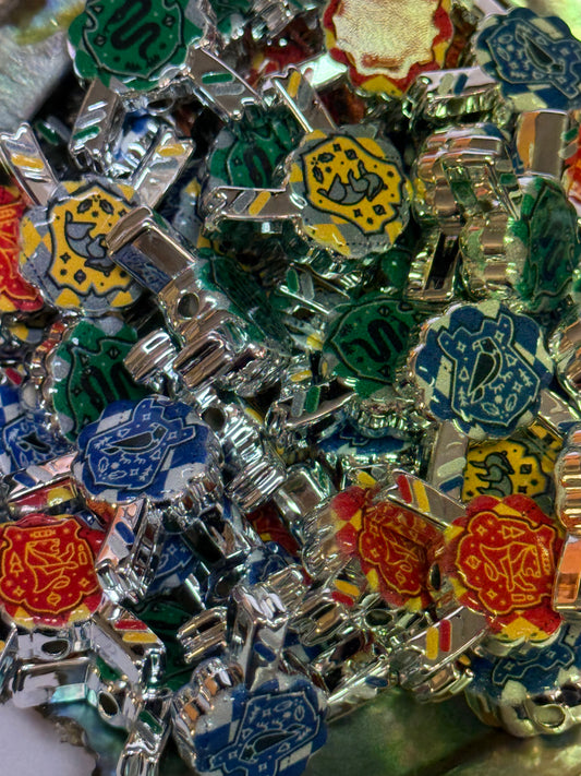 C/L B13- (10PCS) 21mm Harry Potter House Ribbon MIX Color Round UVAB Iridescent Rainbow Acrylic Beads For DIY