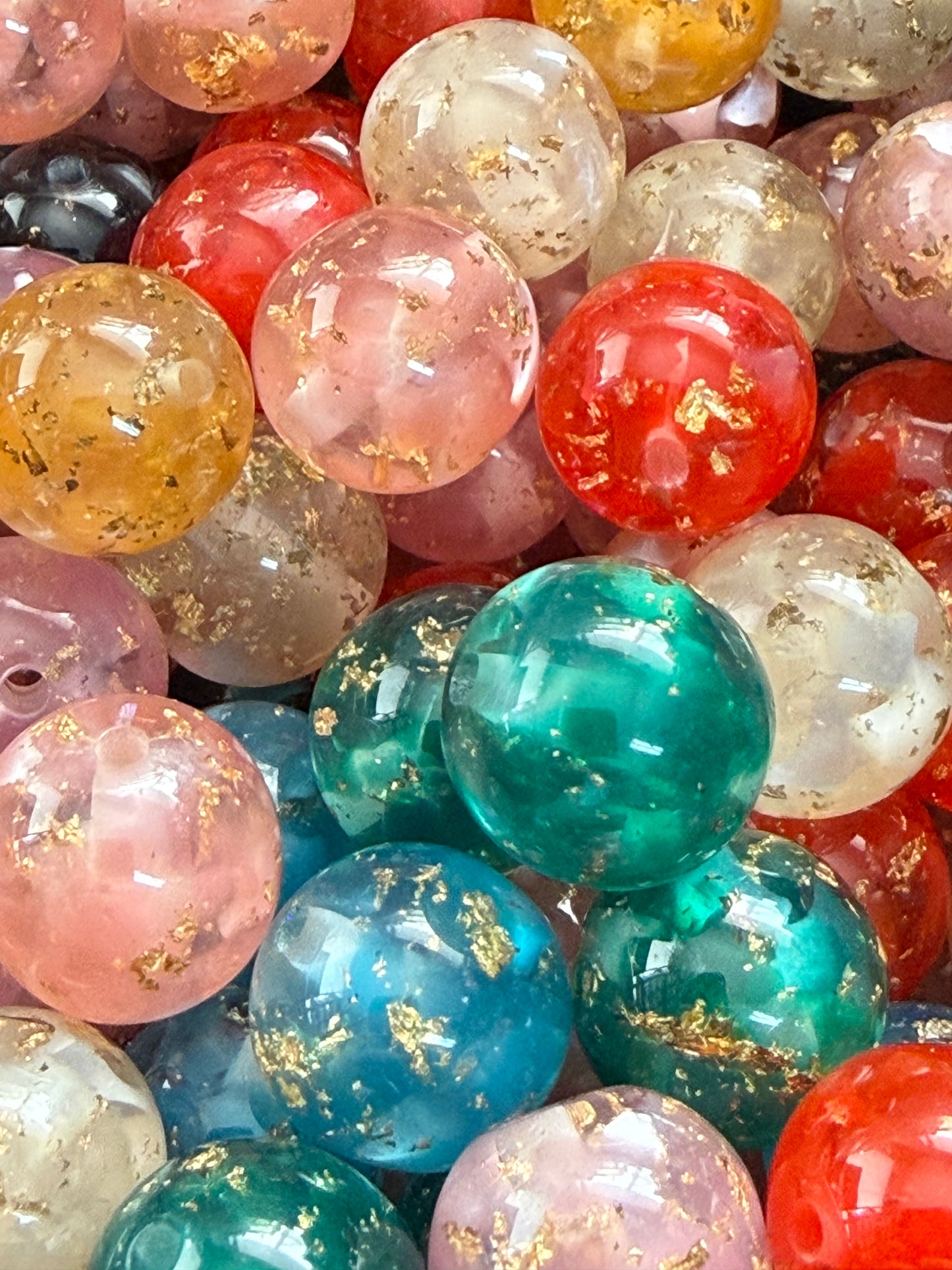 B81- (10PCS) 16mm Round UVAB Mixed Colors Clear W/Gold Glitter Flakes & Confetti Iridescent Galaxy Beads for DIY