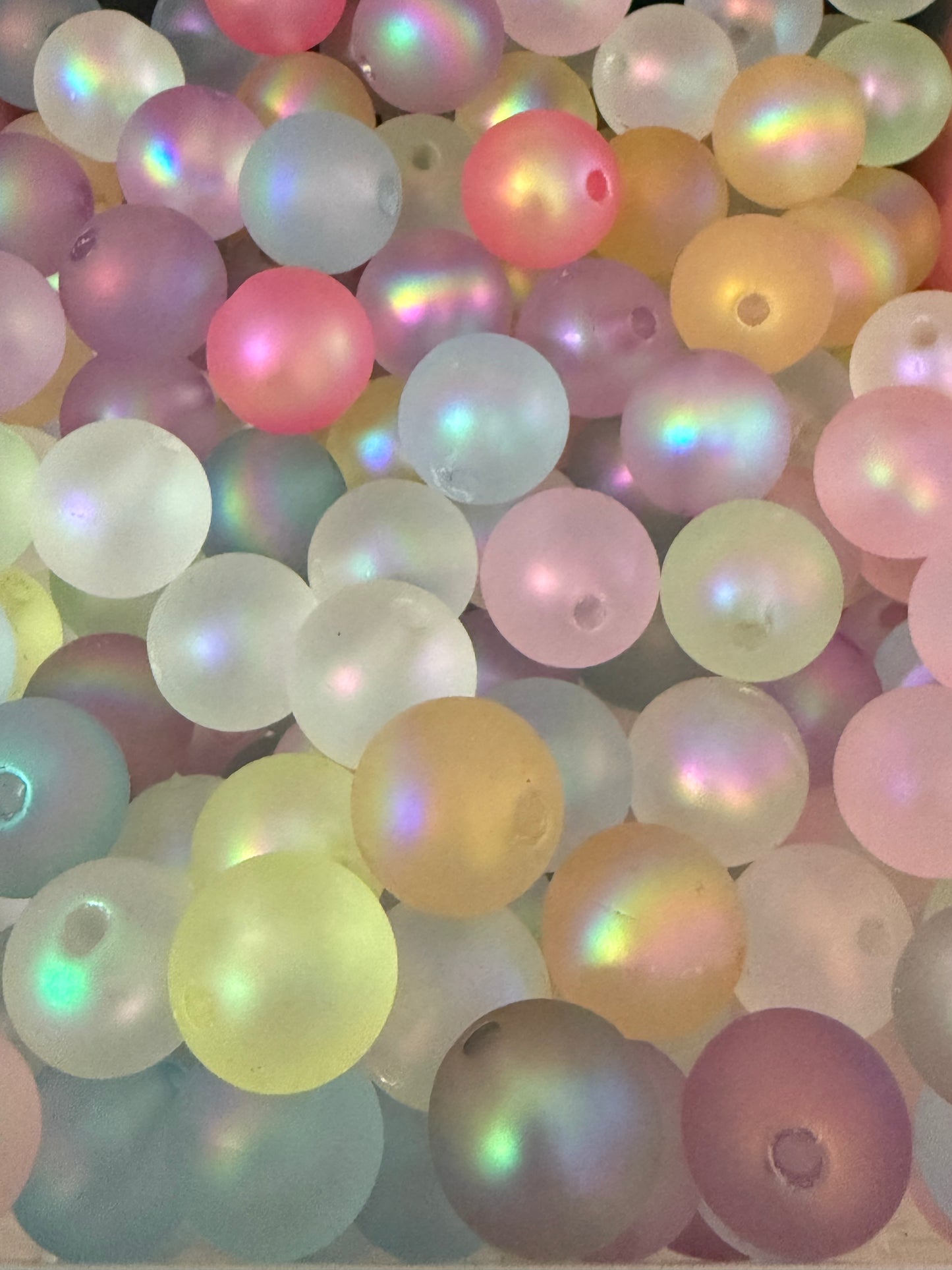 B87- (10PCS) 15mm Light Pastel W/ Aura Rainbow Transparent Matte Acrylic Beads For DIY