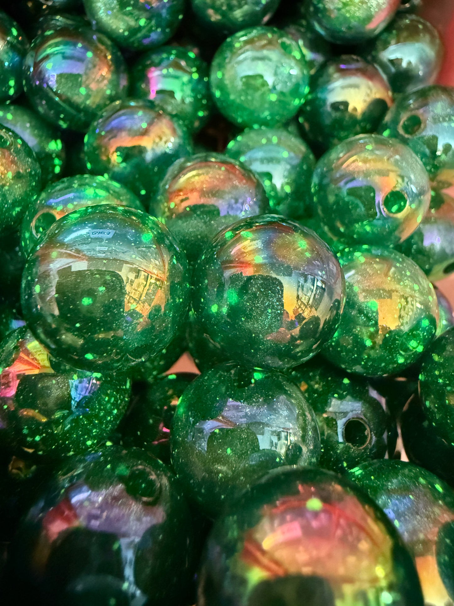 B105- (10PCS) 15mm GLOW STUNNING Blue/Teal Galaxy UVAB Rainbow Shimmer Acrylic Beads for DIY