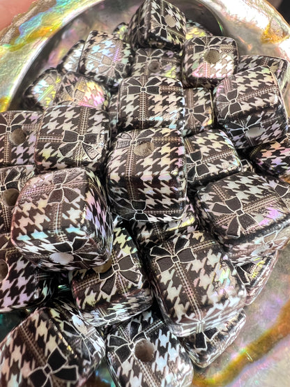 5 PCS - 14mm HoundsTooth Gift Box Black/White Iridescent Rainbow Cube Beads image 1