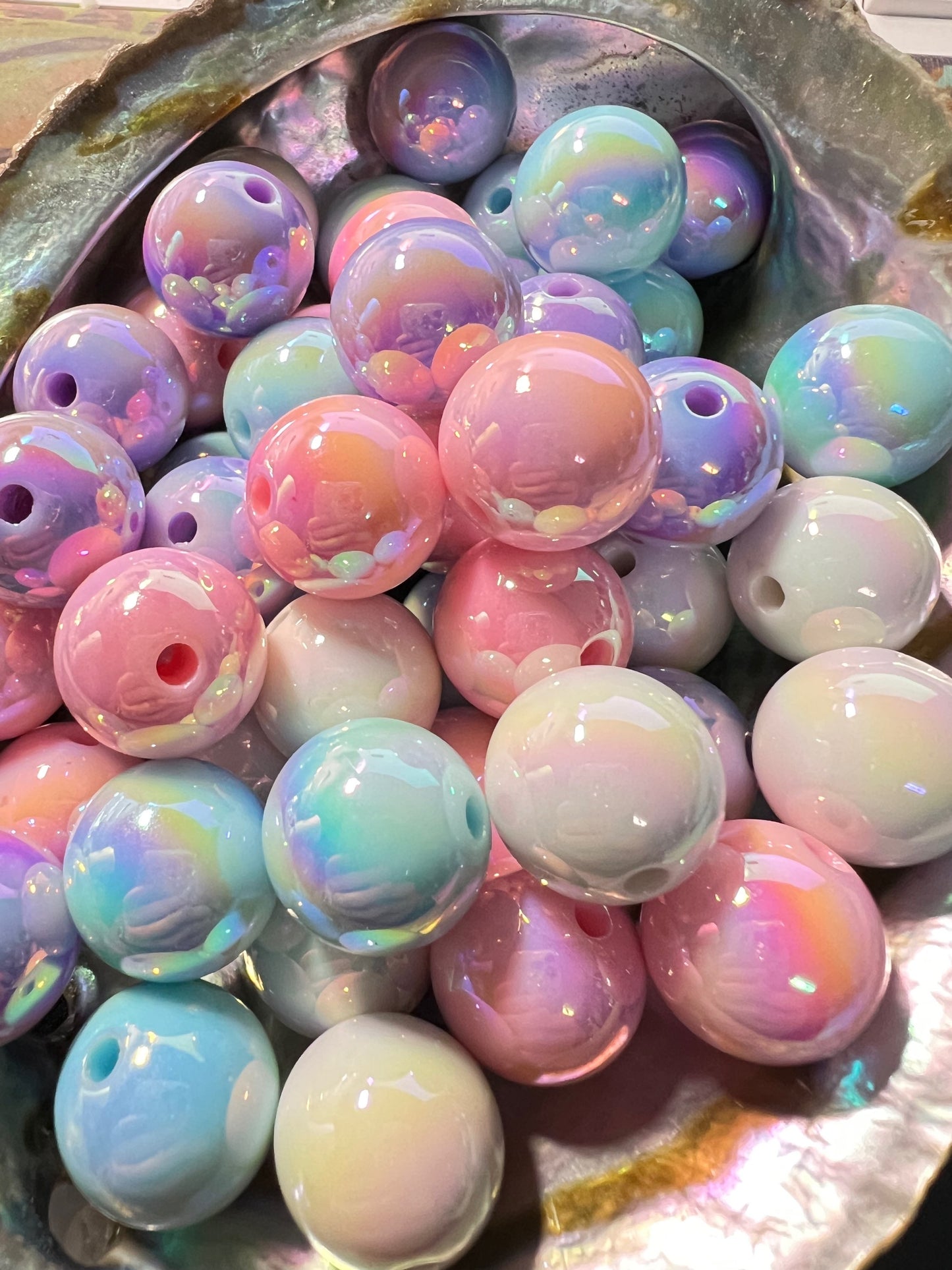 10 PCS - 16mm Round Light Pastel UVAB Acrylic Beads image 0