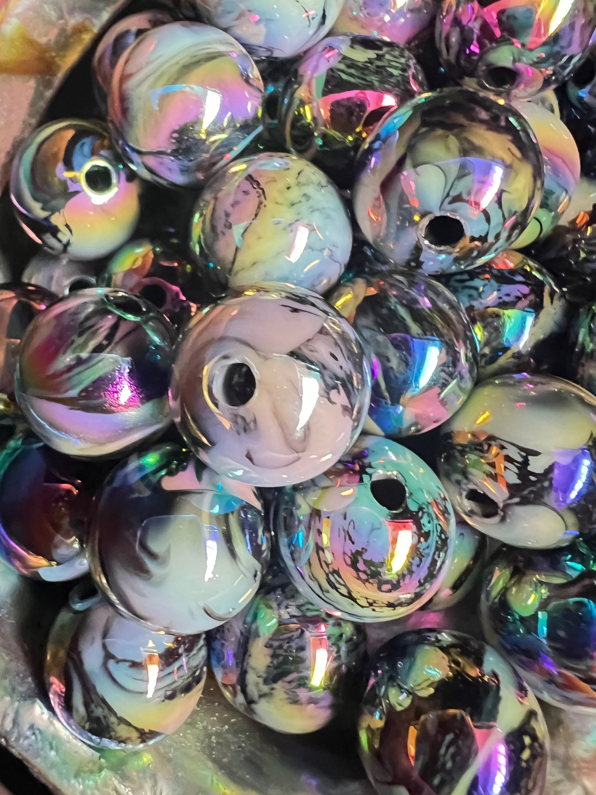 10 PCS - 16mm Round Marble/Swirl UVAB White/Black Acrylic Beads image 2