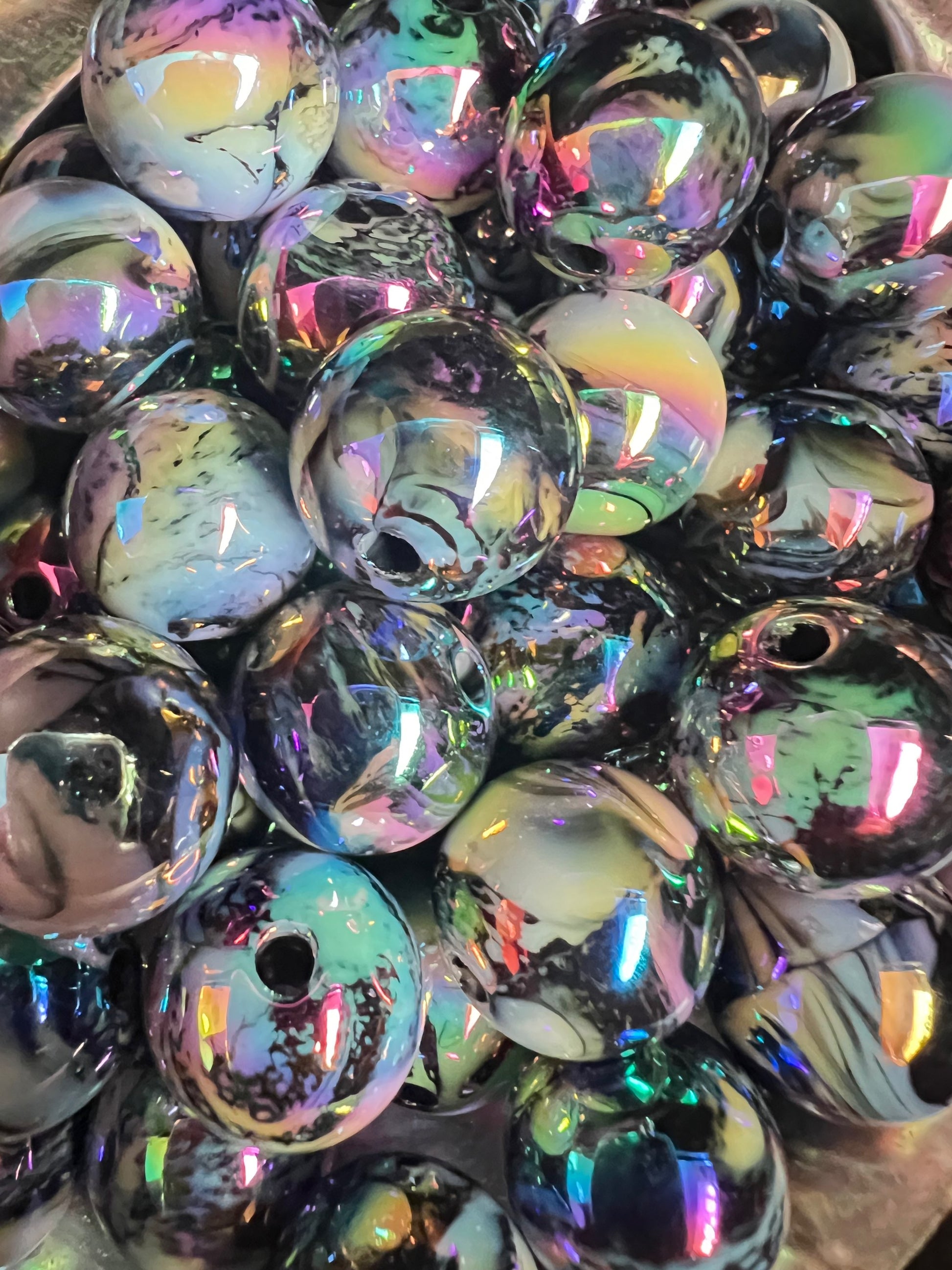 10 PCS - 16mm Round Marble/Swirl UVAB White/Black Acrylic Beads image 0