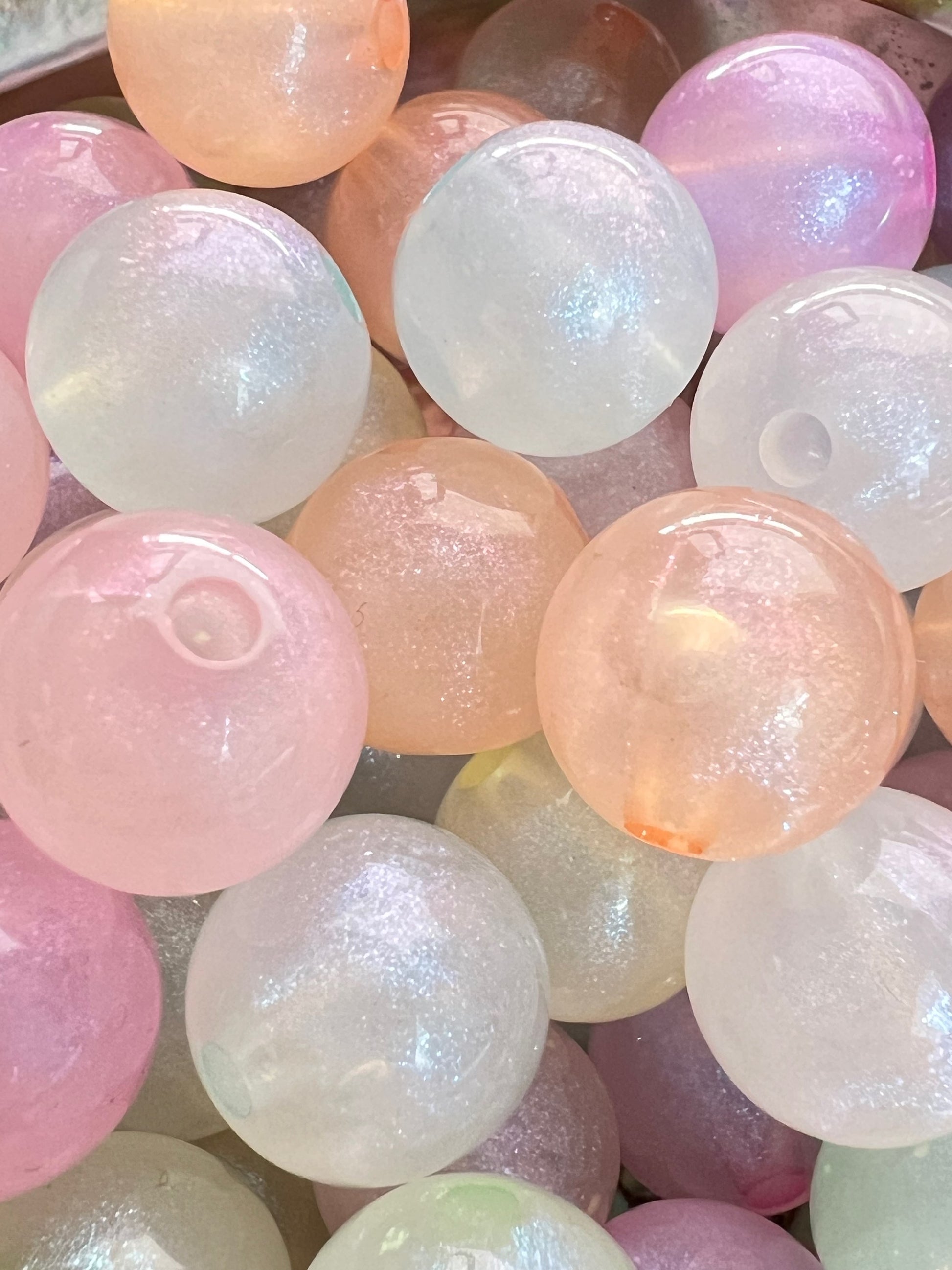 10 PCS- 13mm Light Pastel Transparent Iridescent Galaxy Glitter Acrylic Beads image 4