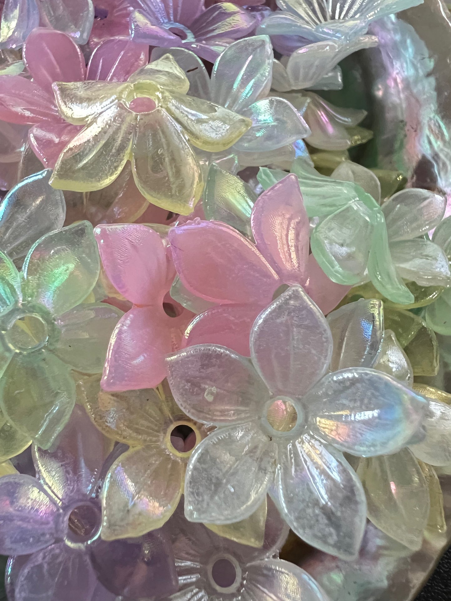 10 PCS- 22mm Flower Base Pastel Rainbow UVAB Galaxy Iridescent Glitter Beads image 2