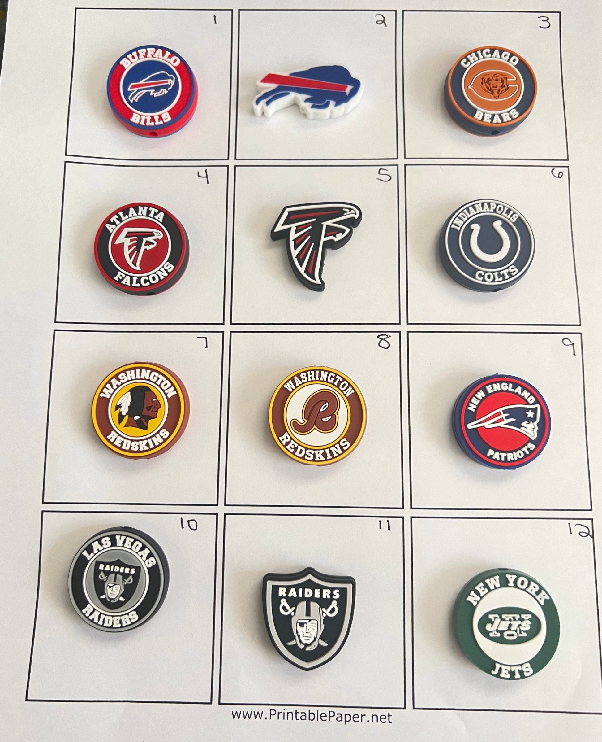 (1) PC- Choose Your TEAM- FOOTBALL/BASKETBALL SPORTS Silicone Focal image 2