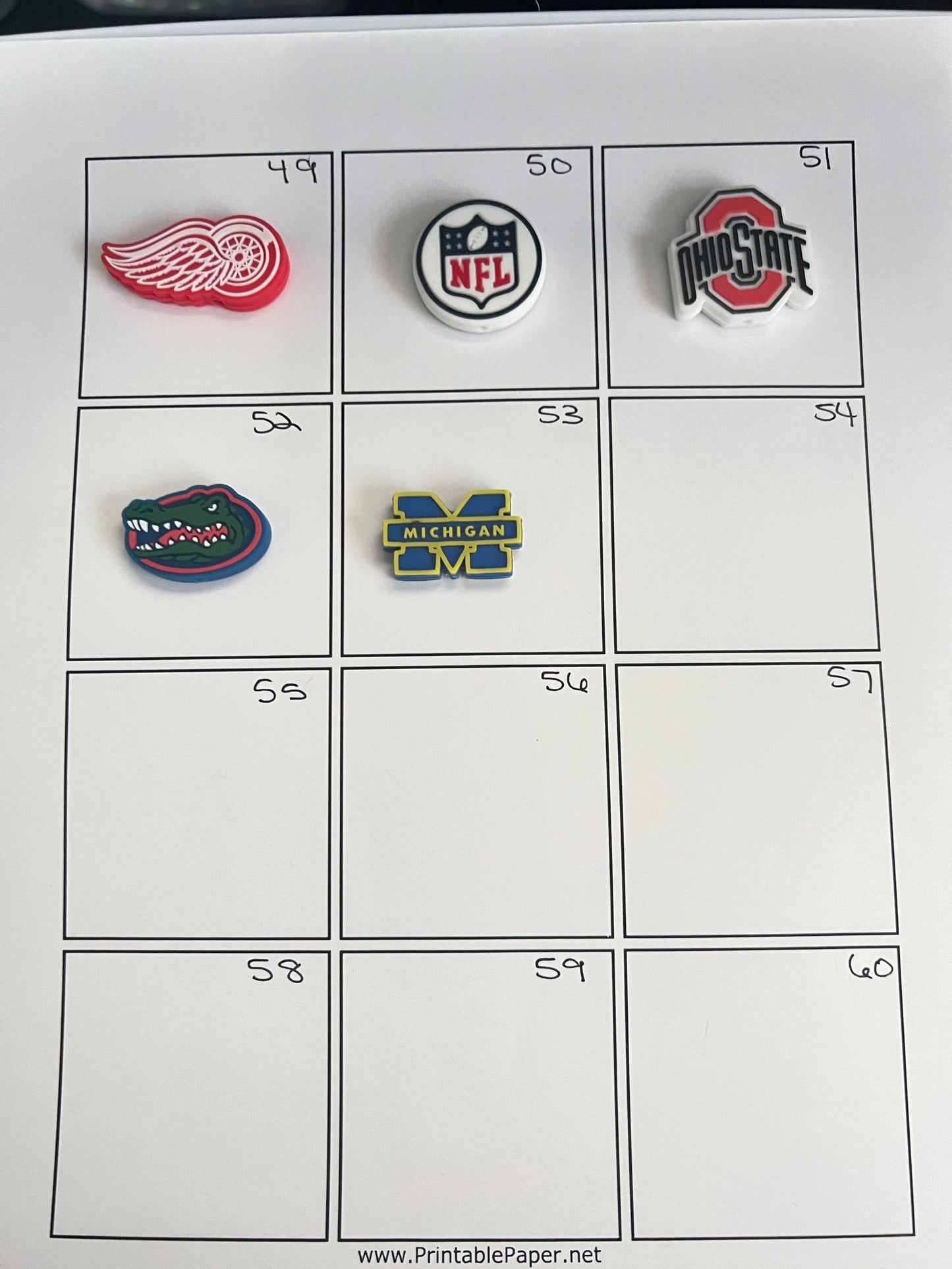 (1) PC- Choose Your TEAM- FOOTBALL/BASKETBALL SPORTS Silicone Focal image 6