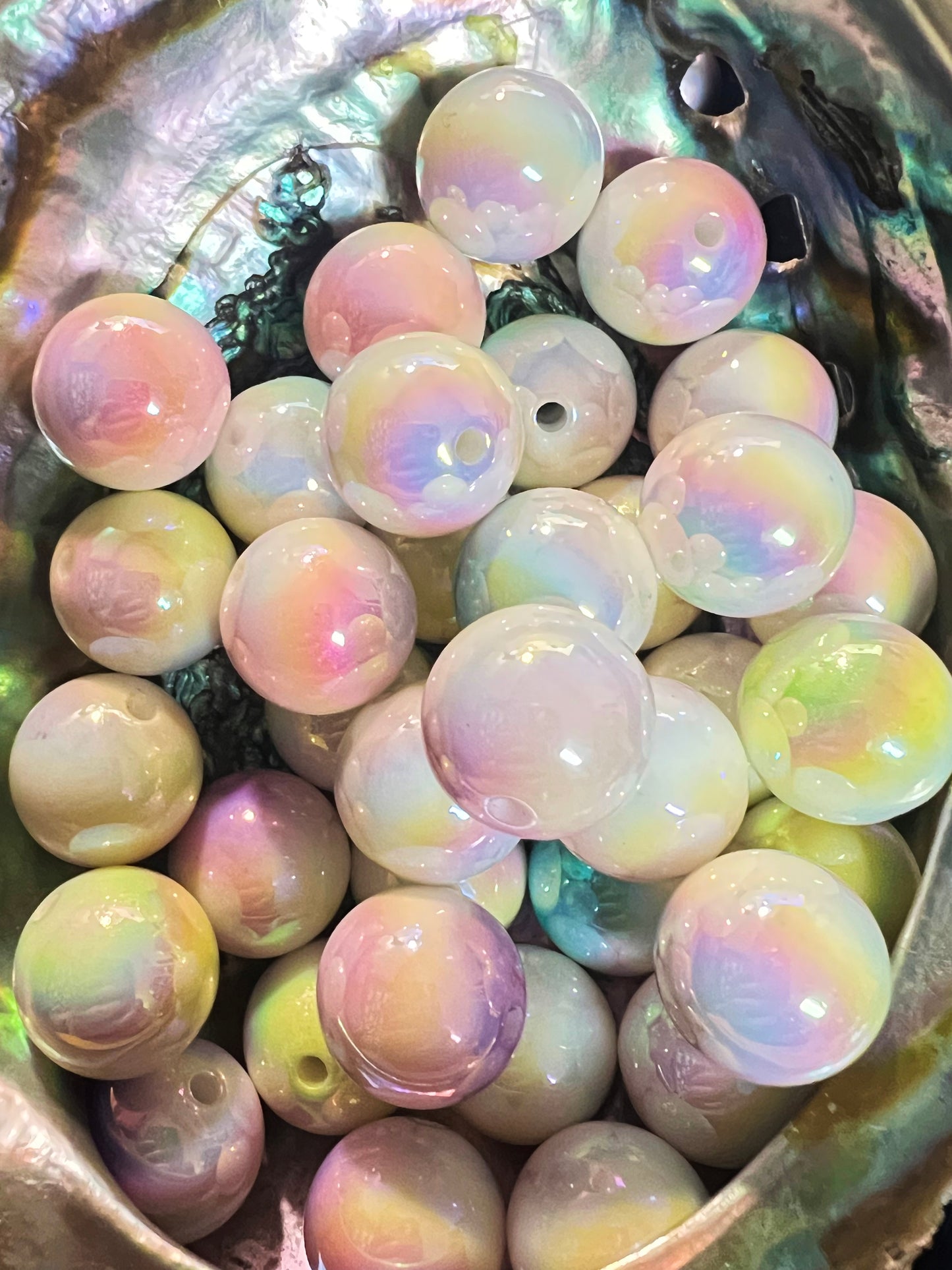 10 PCS-15mm Shiny Multicolor Pastel Ombre White UVAB Rainbow Acrylic Beads image 3