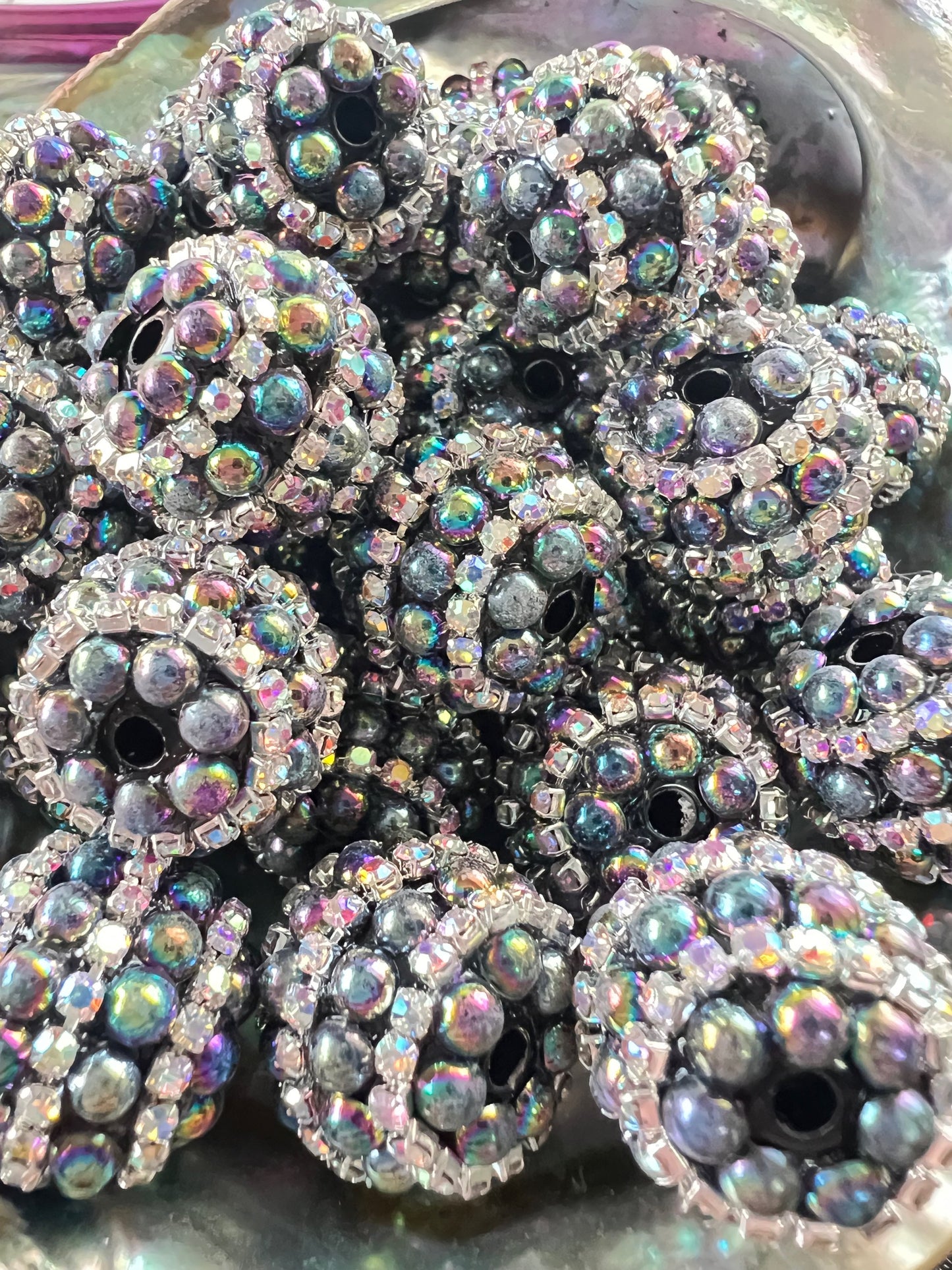 5 PCS - 18mm Fancy Round Galaxy Rhinestone/Pearl Black UVAB Acrylic Beads image 0