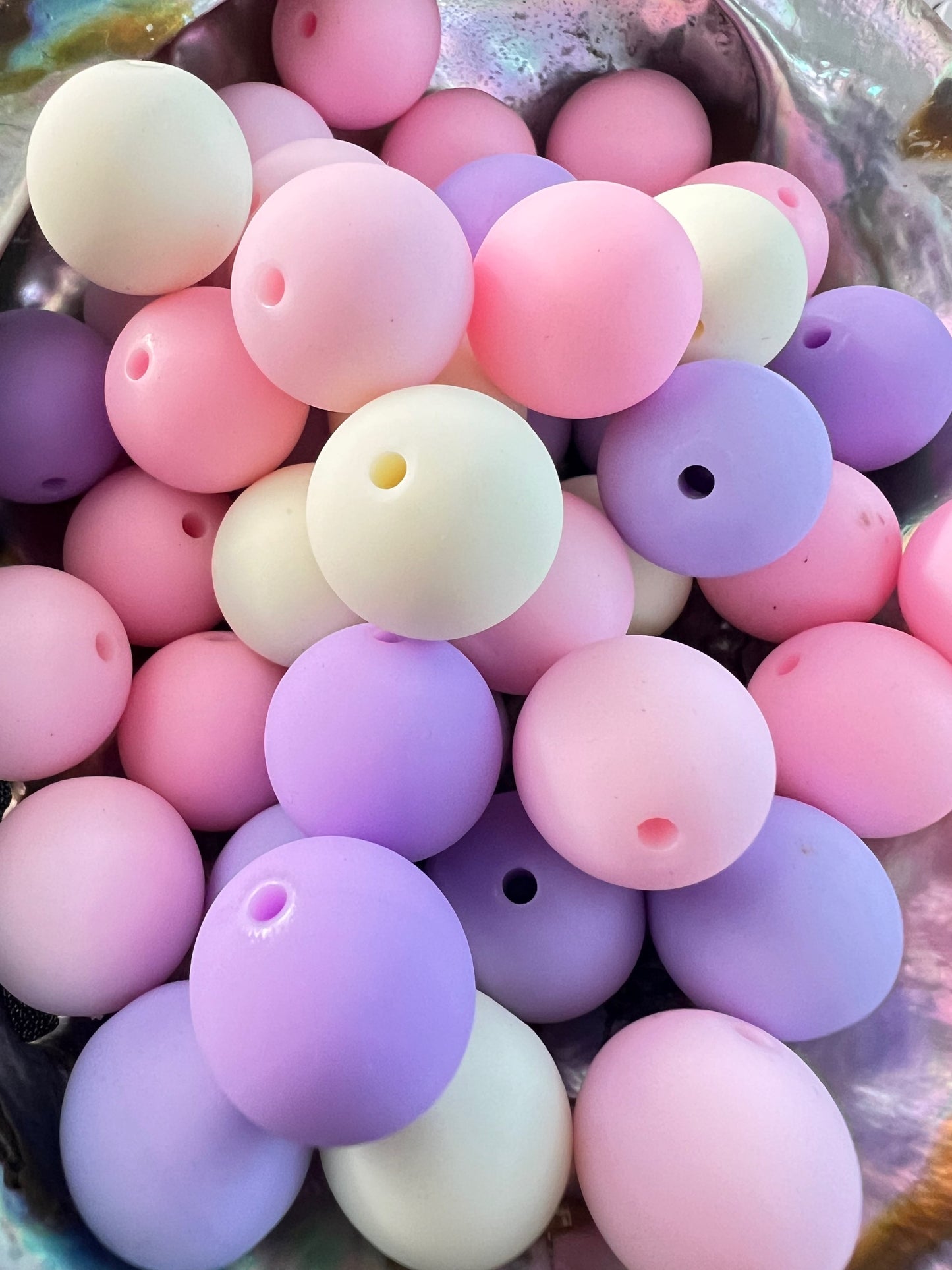 10 PCS- 15mm PASTEL Purple/Pinks/White MIX Silicone Touch Round Mixed image 1