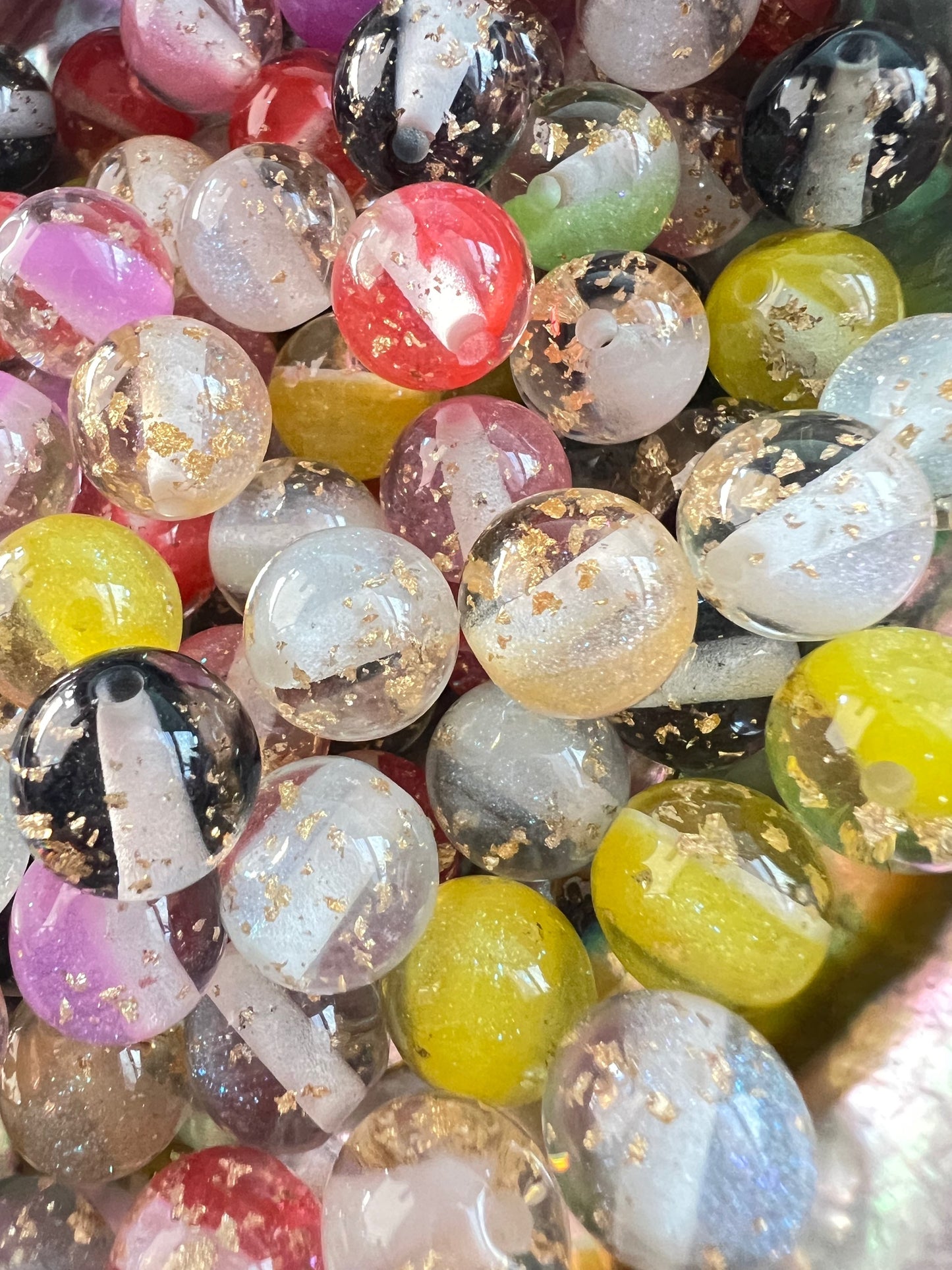 10 PCS- 12mm Round Mixed Colors Clear W/Flower Inside/ Gold Flake Resin Beads image 2